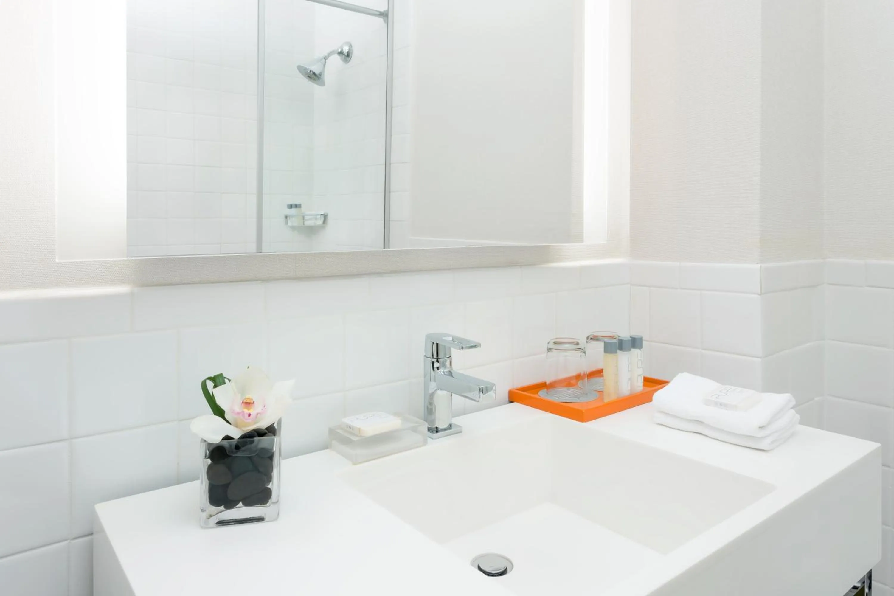 Bathroom in Manhattan NYC-an Affinia Hotel