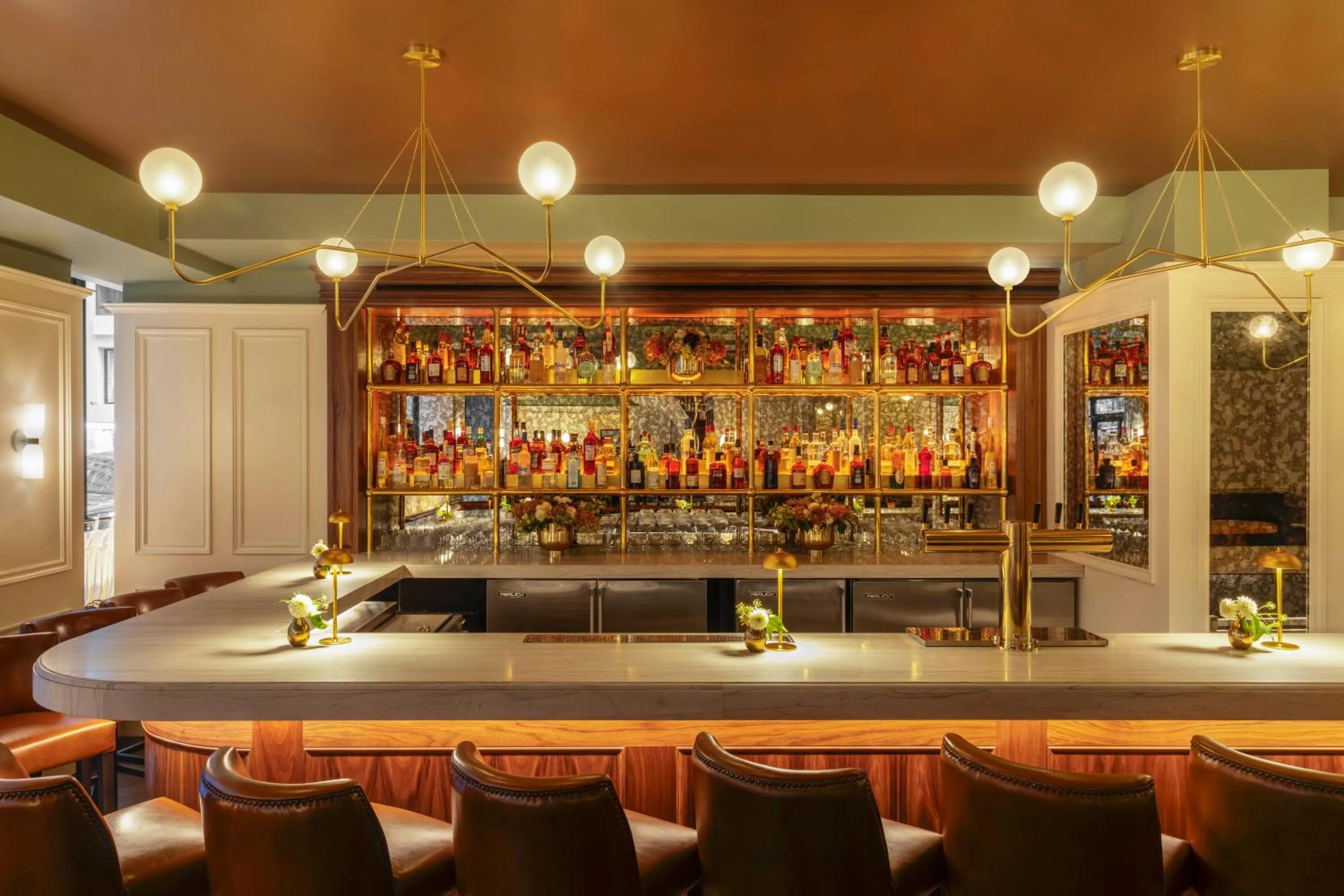 Restaurant/places to eat in The Benjamin Royal Sonesta New York