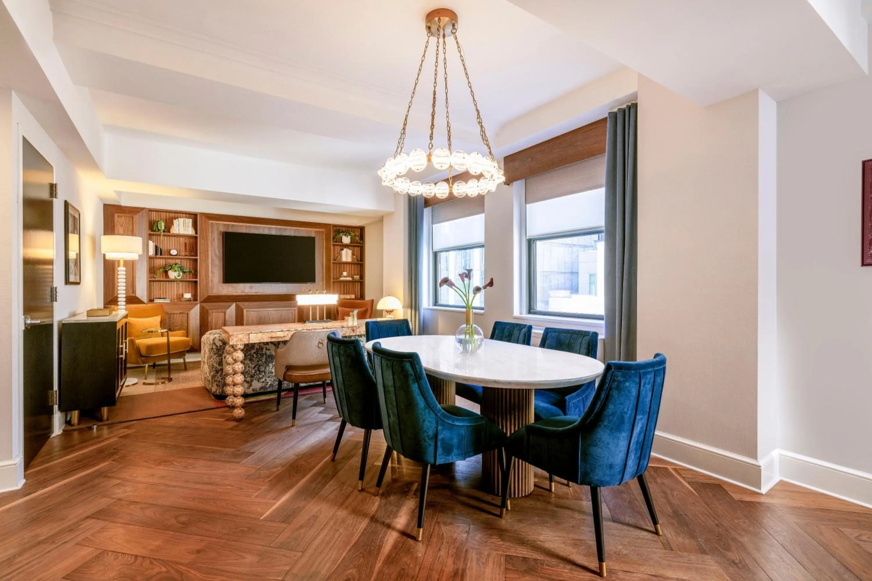 Living room in The Benjamin Royal Sonesta New York