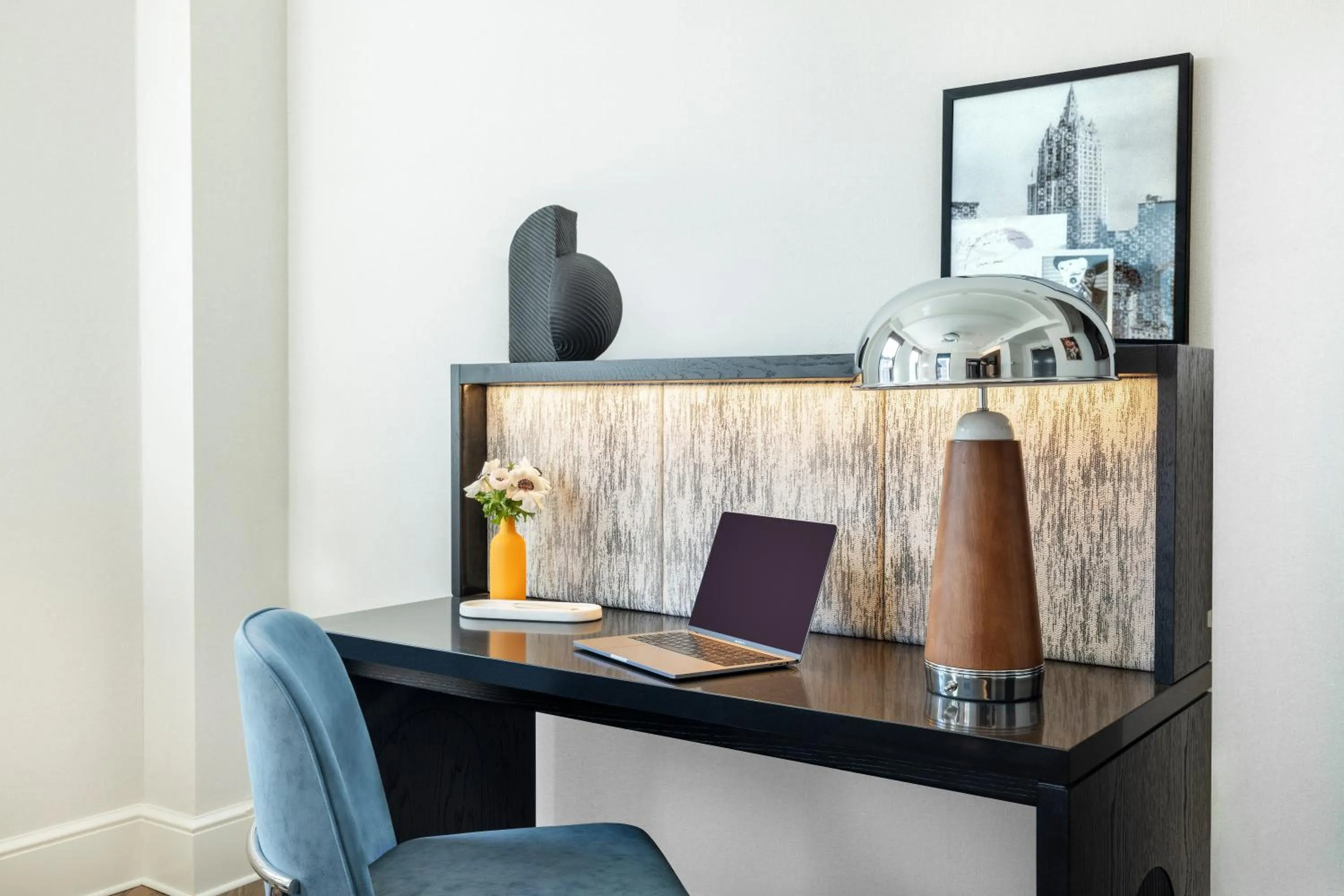 Bedroom in The Benjamin Royal Sonesta New York