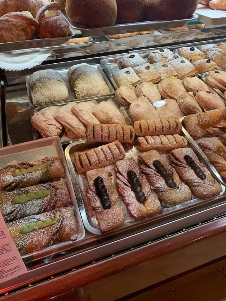 Breakfast in B&B L'Infiorescenza new