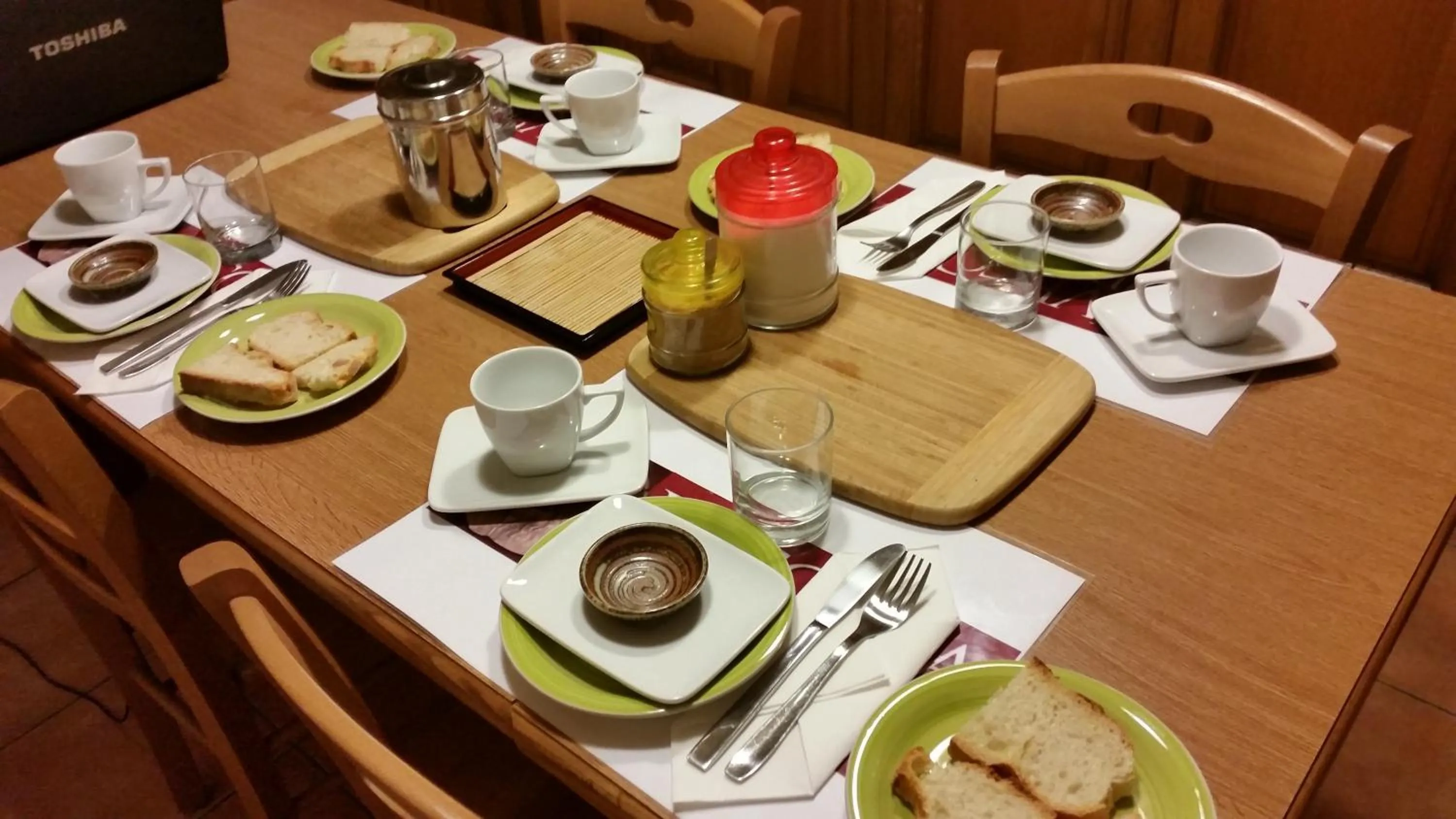 Food and drinks in Vecchia Roma Resort