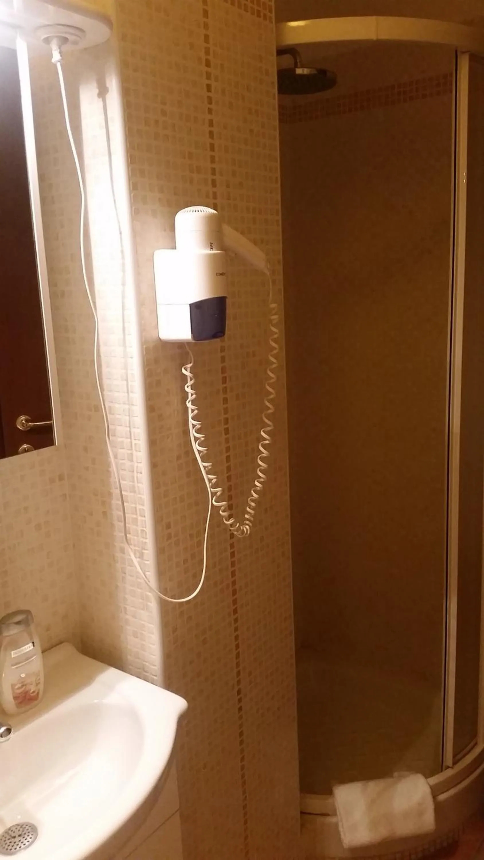 Bathroom in Vecchia Roma Resort