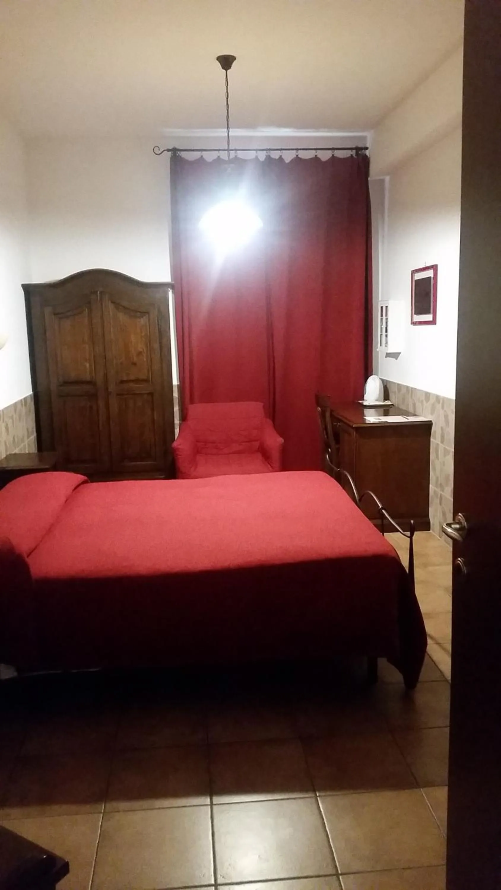 Photo of the whole room, Bed in Vecchia Roma Resort