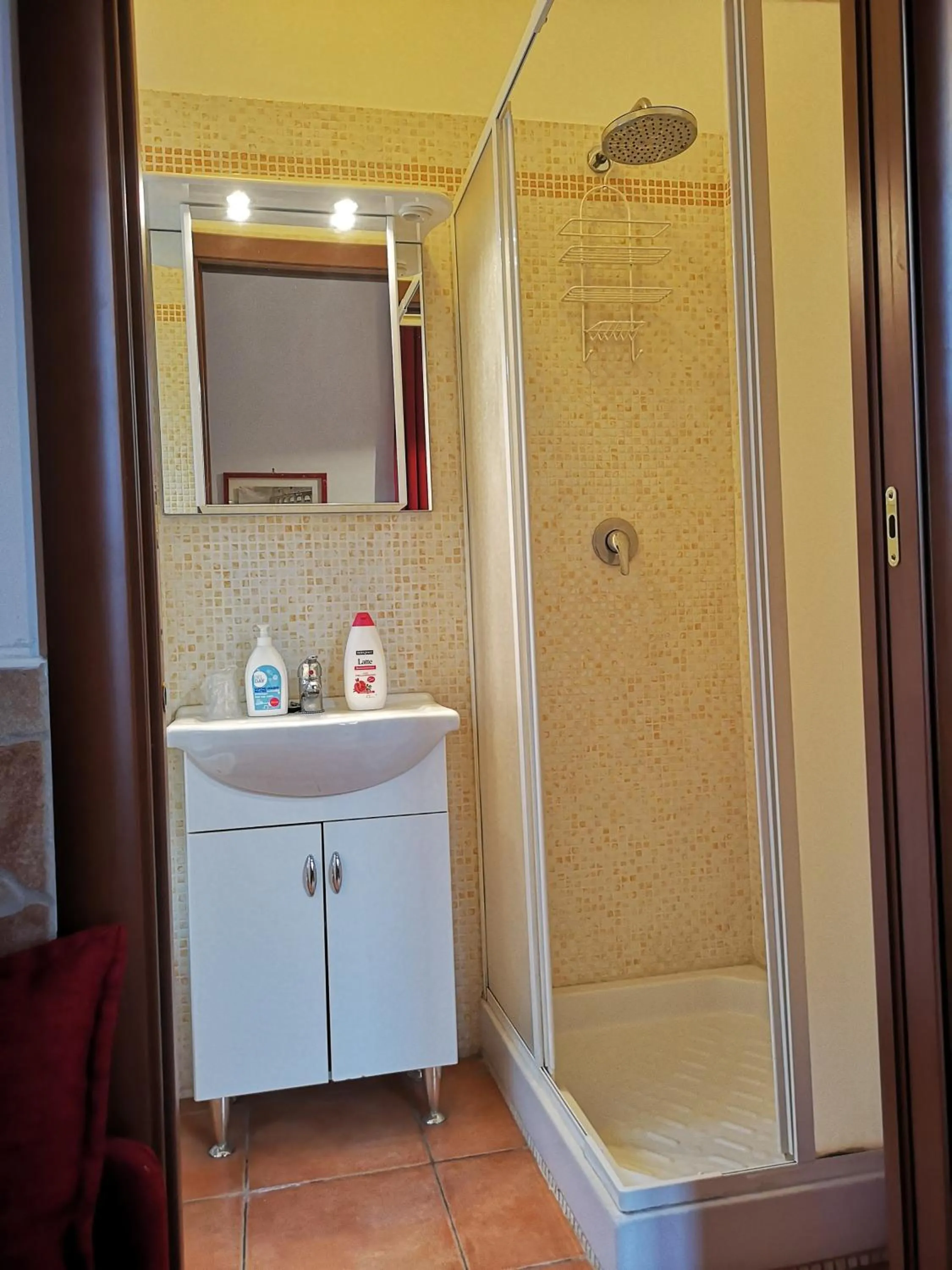 Bathroom in Vecchia Roma Resort