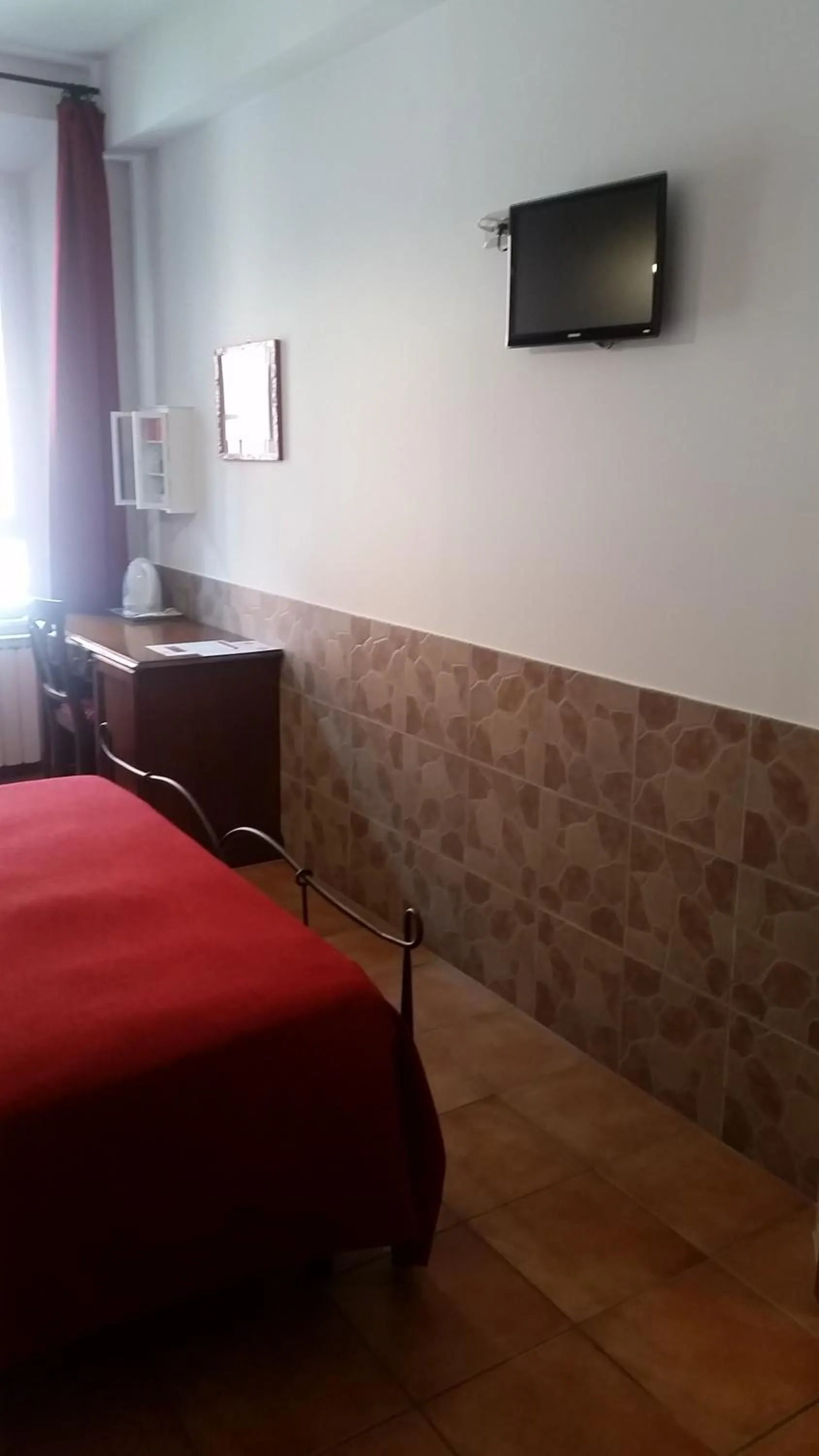 Photo of the whole room, Bed in Vecchia Roma Resort