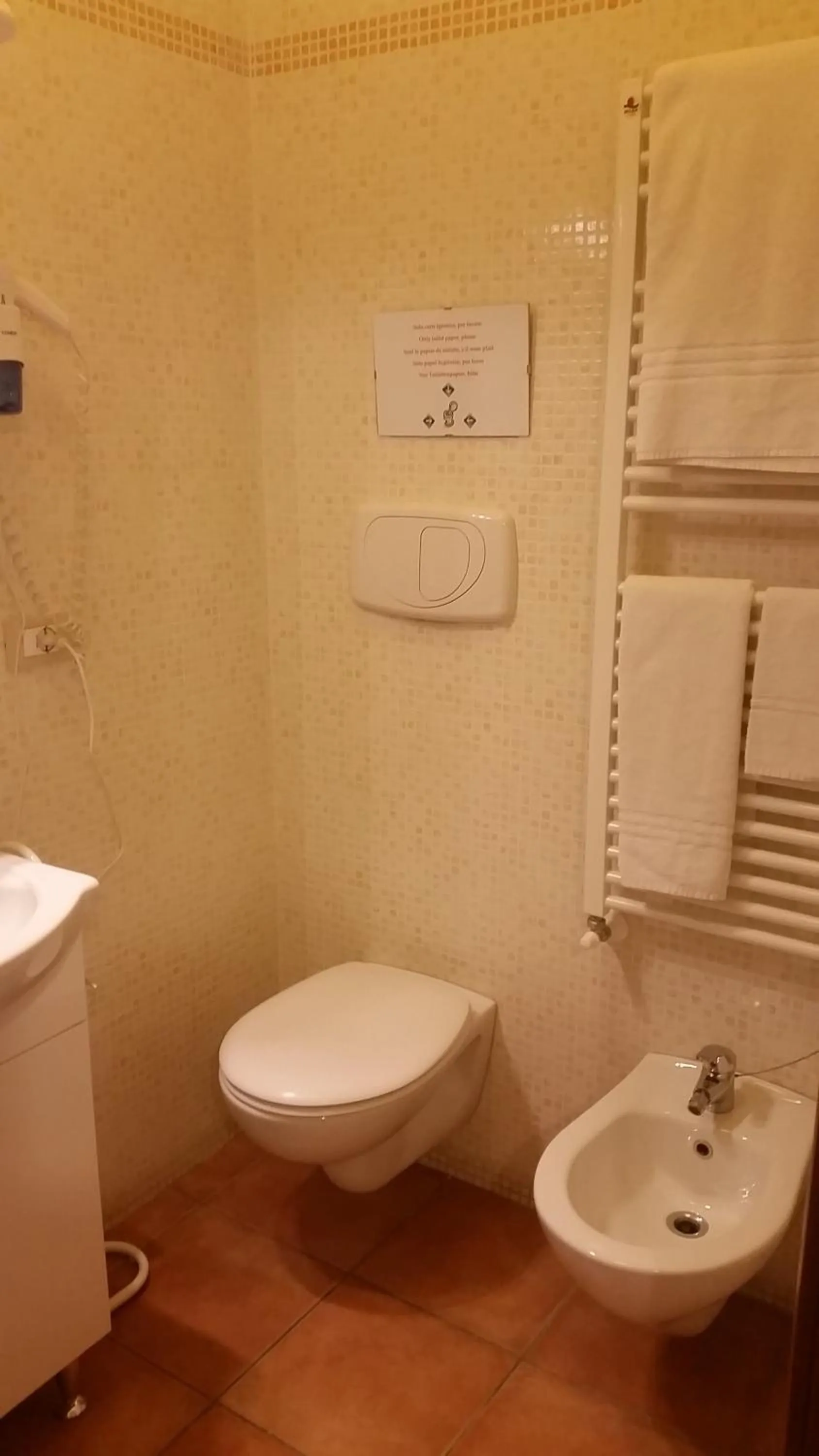 Bathroom in Vecchia Roma Resort