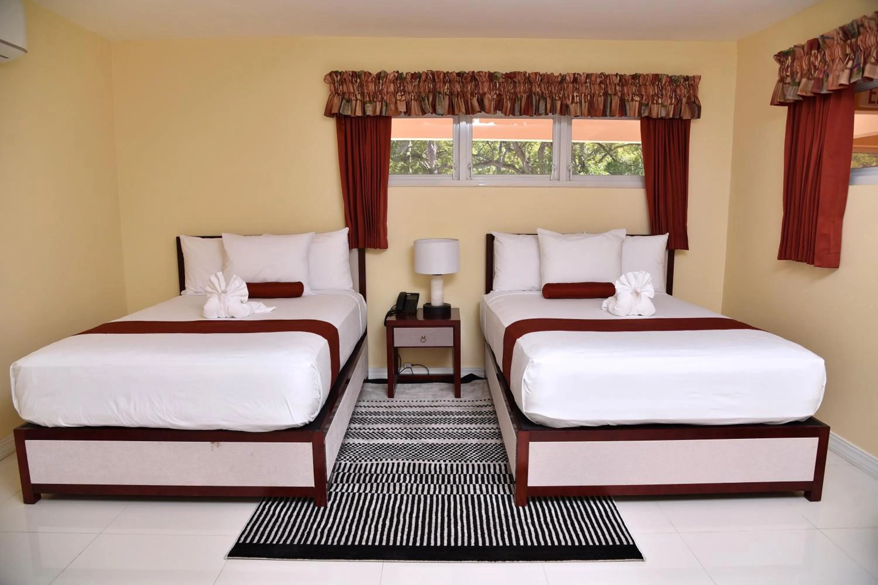 Bed in Hotel Grand A View