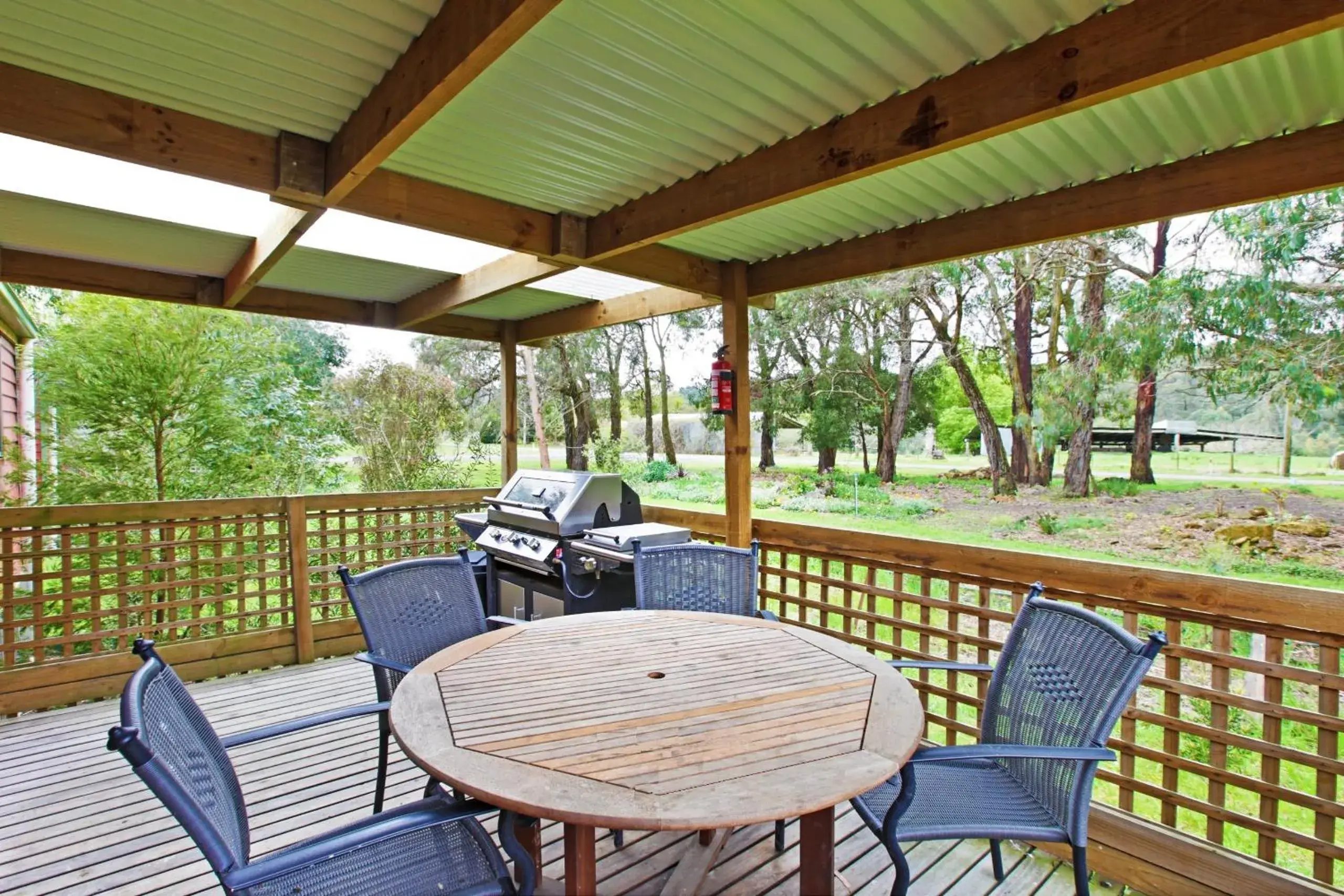 Two-Bedroom Villa in Otways Tourist Park Two-Bedroom Villa in Otways Tourist Park