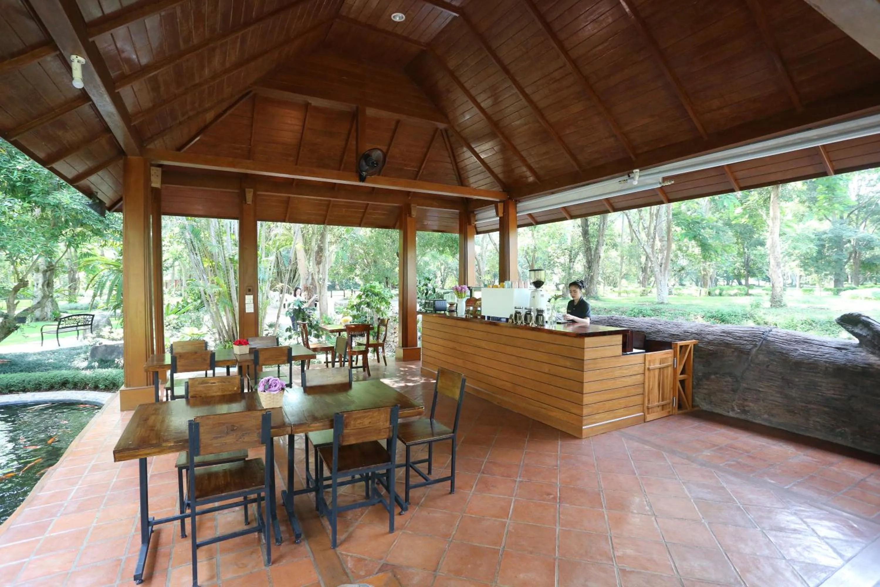 Meals in Chayana Resort