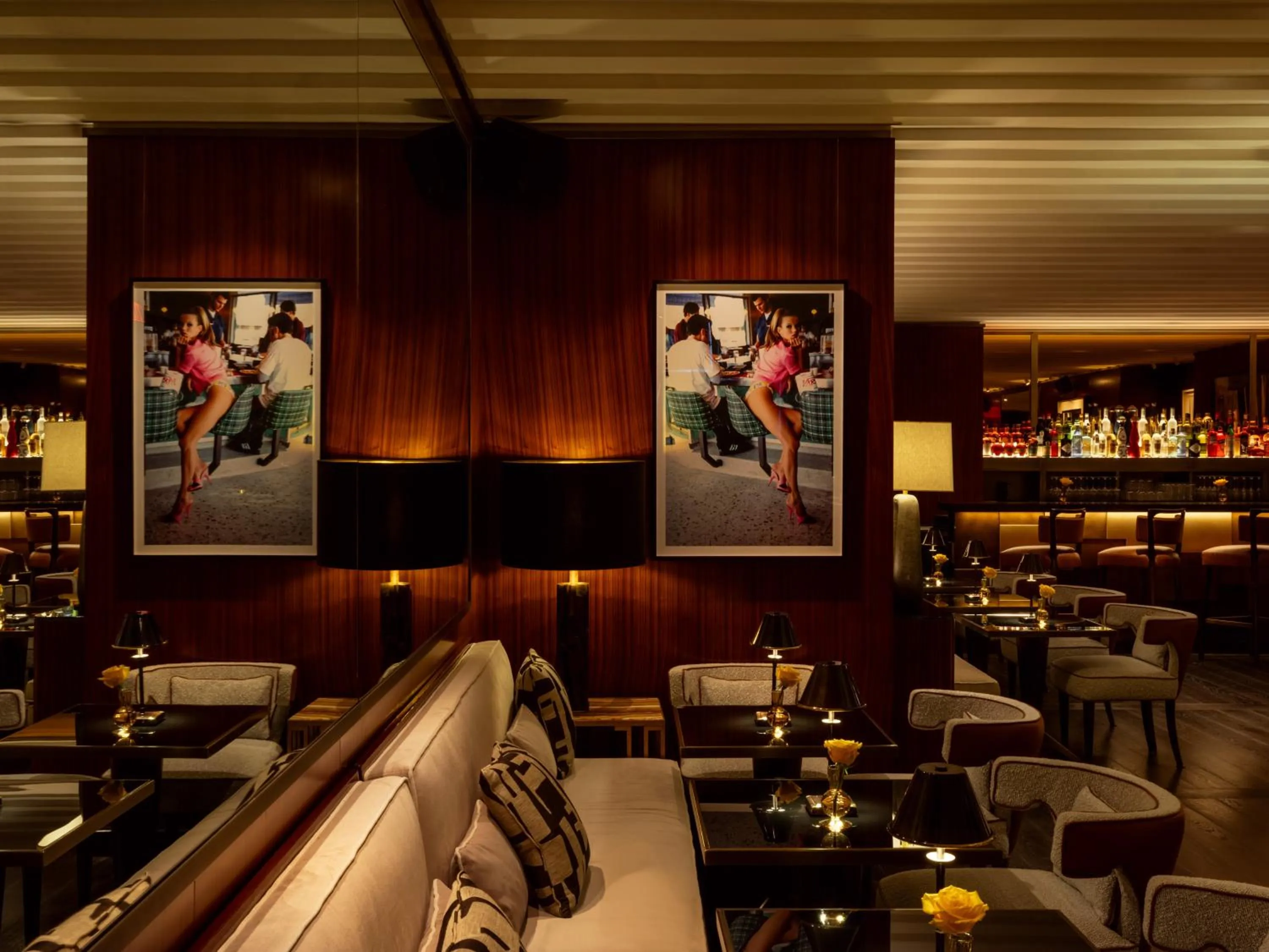 Lounge or bar in The Surrey, A Corinthia Hotel
