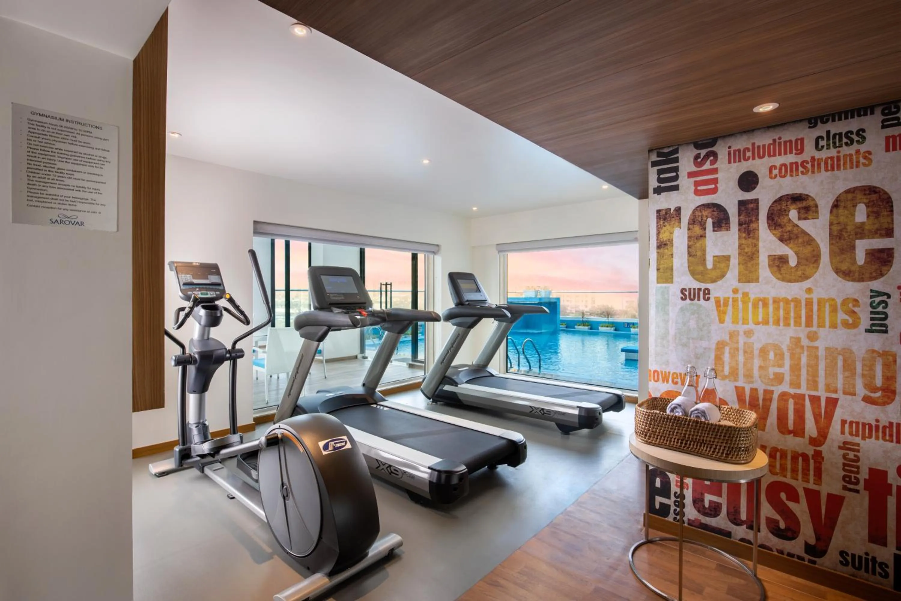 Fitness centre/facilities in Royal Hometel Suites