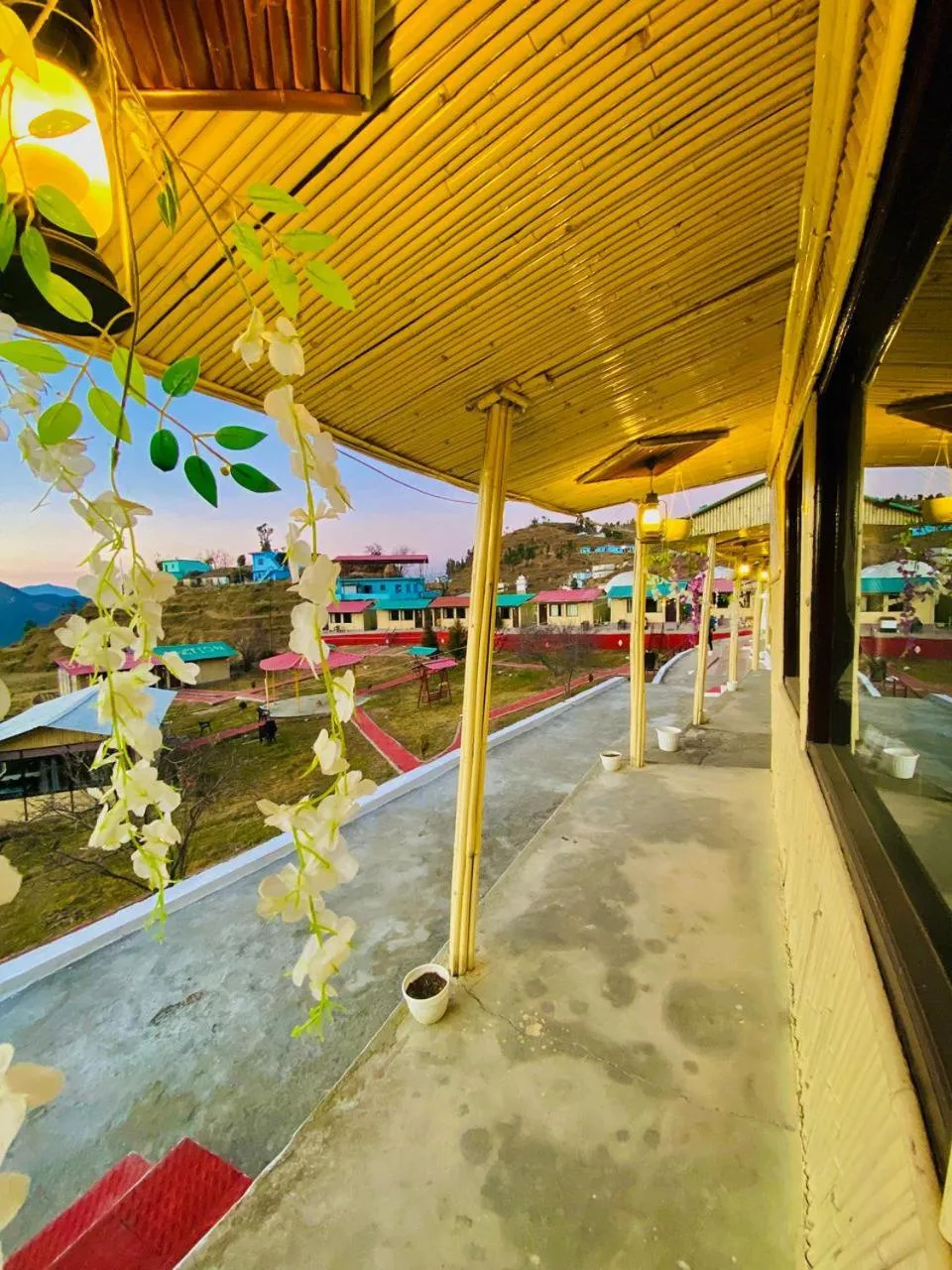 Garden in Bamboo Junction Resort - Kanatal, Valley & Mountain View