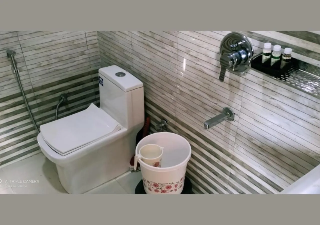 Bathroom in Bamboo Junction Resort - Kanatal, Valley & Mountain View