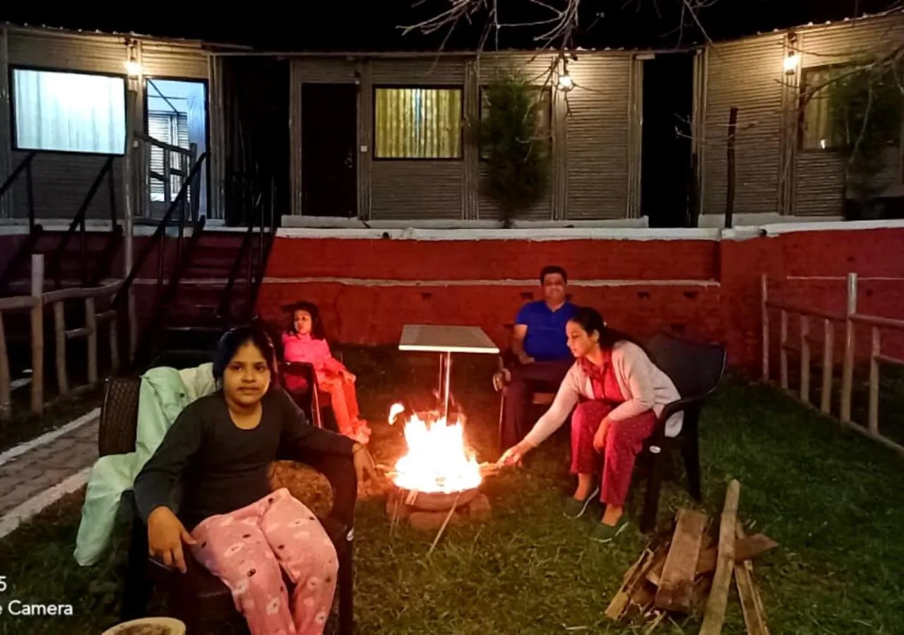 flat iron in Bamboo Junction Resort - Kanatal, Valley & Mountain View