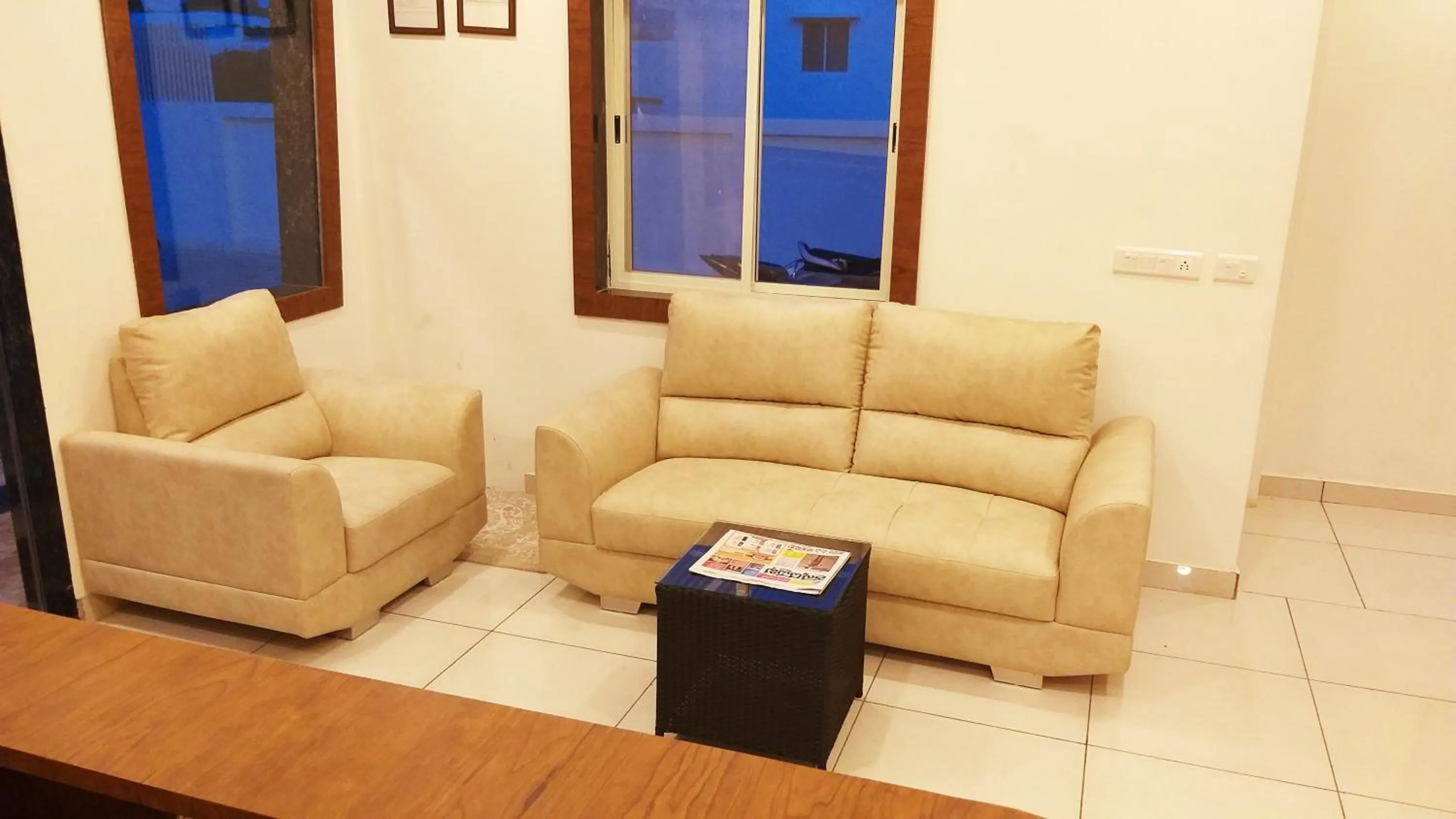 Seating area in Hotel Airport City