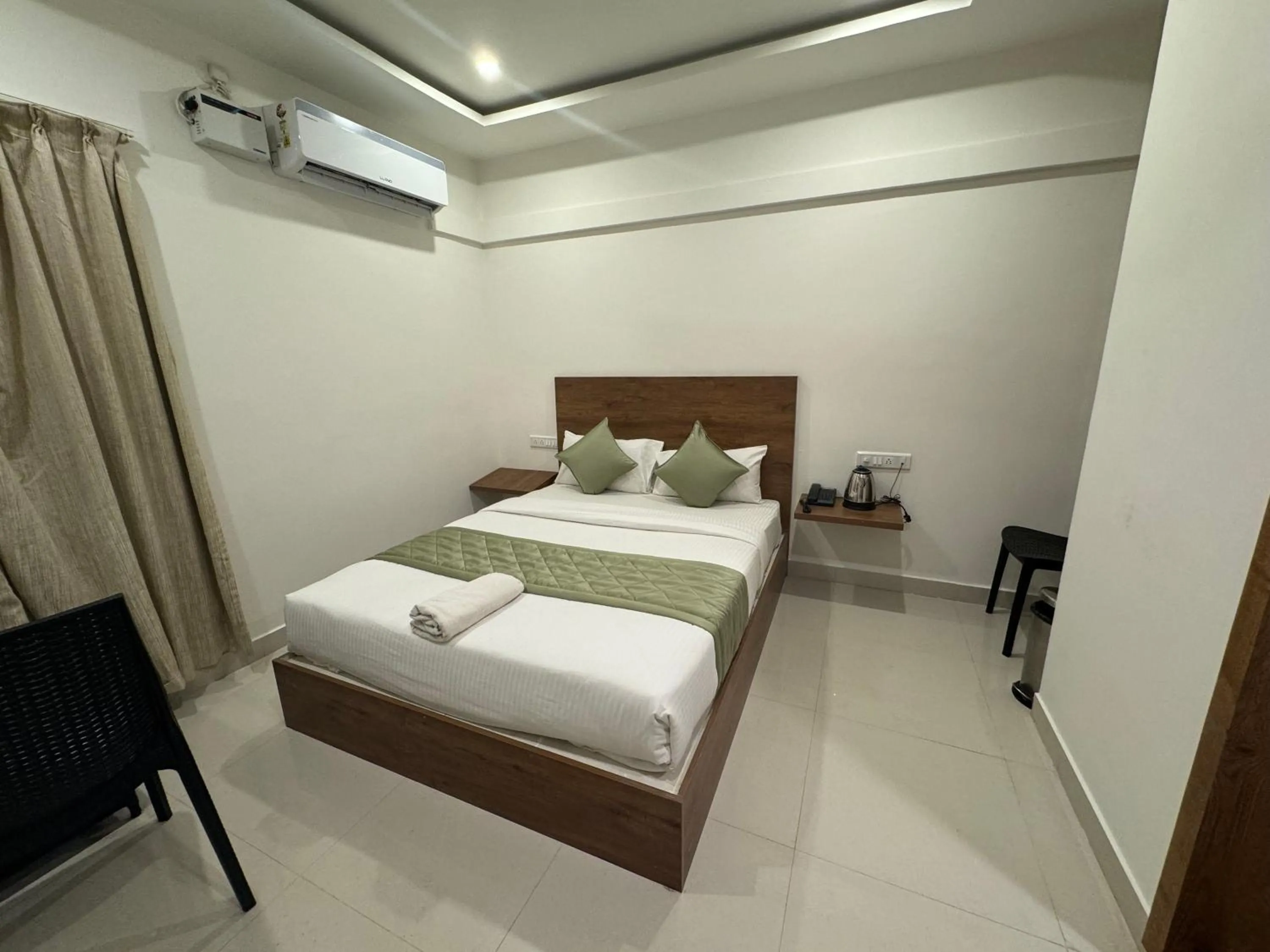 Bed in Hotel Airport City