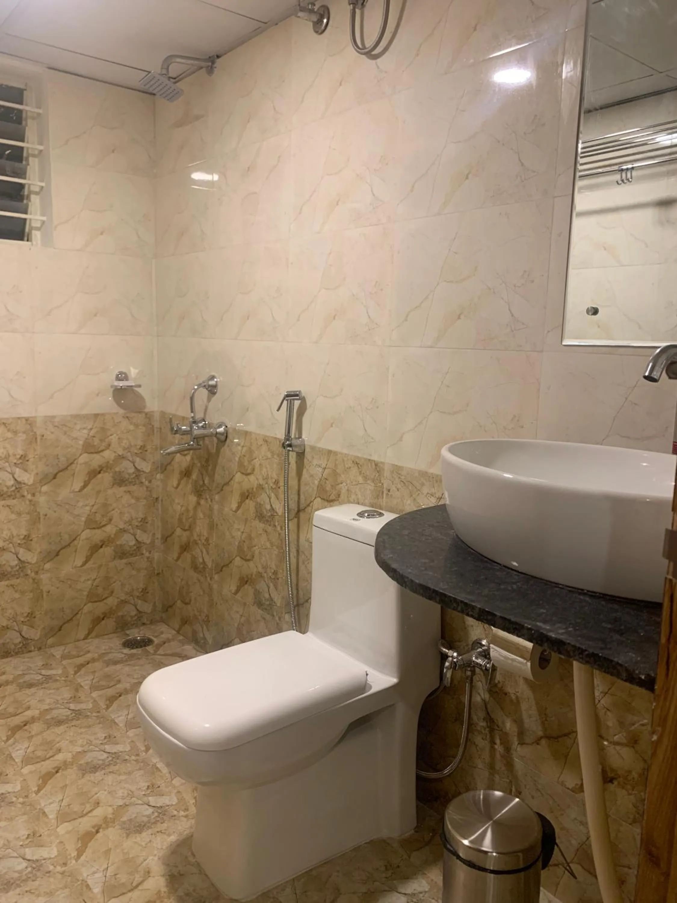 Toilet in Hotel Airport City