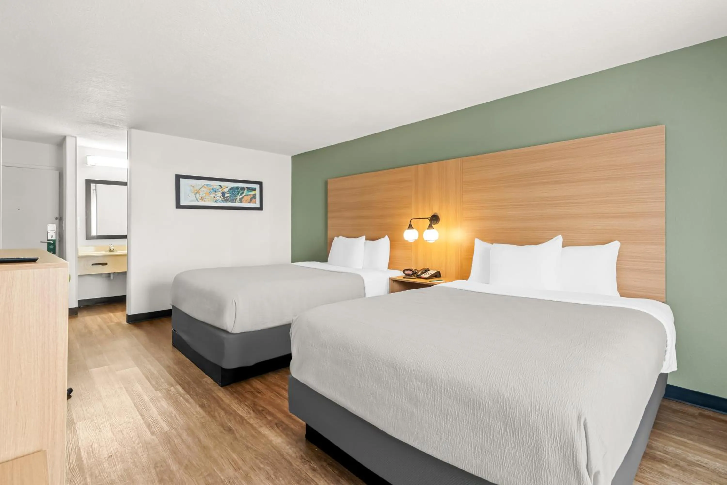 Bed in Quality Inn Orlando Near International Drive