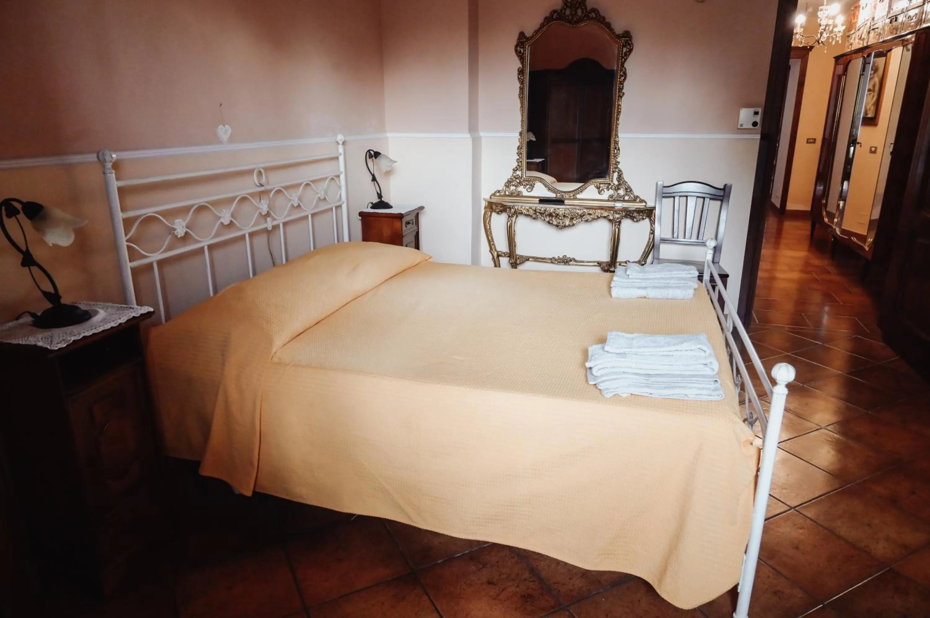 Bedroom, Bed in Villa Delle Palme