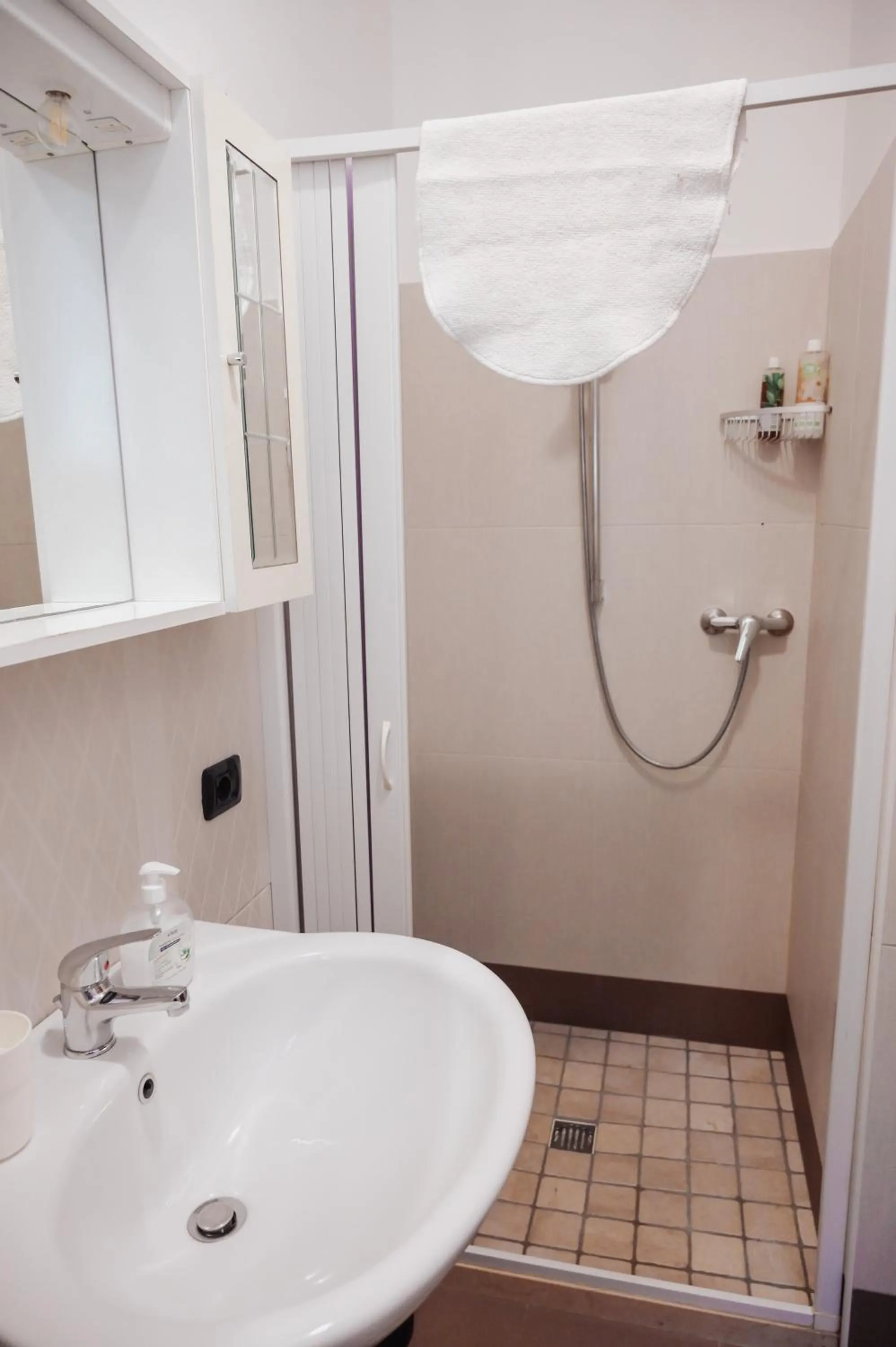 Shower in Villa Delle Palme