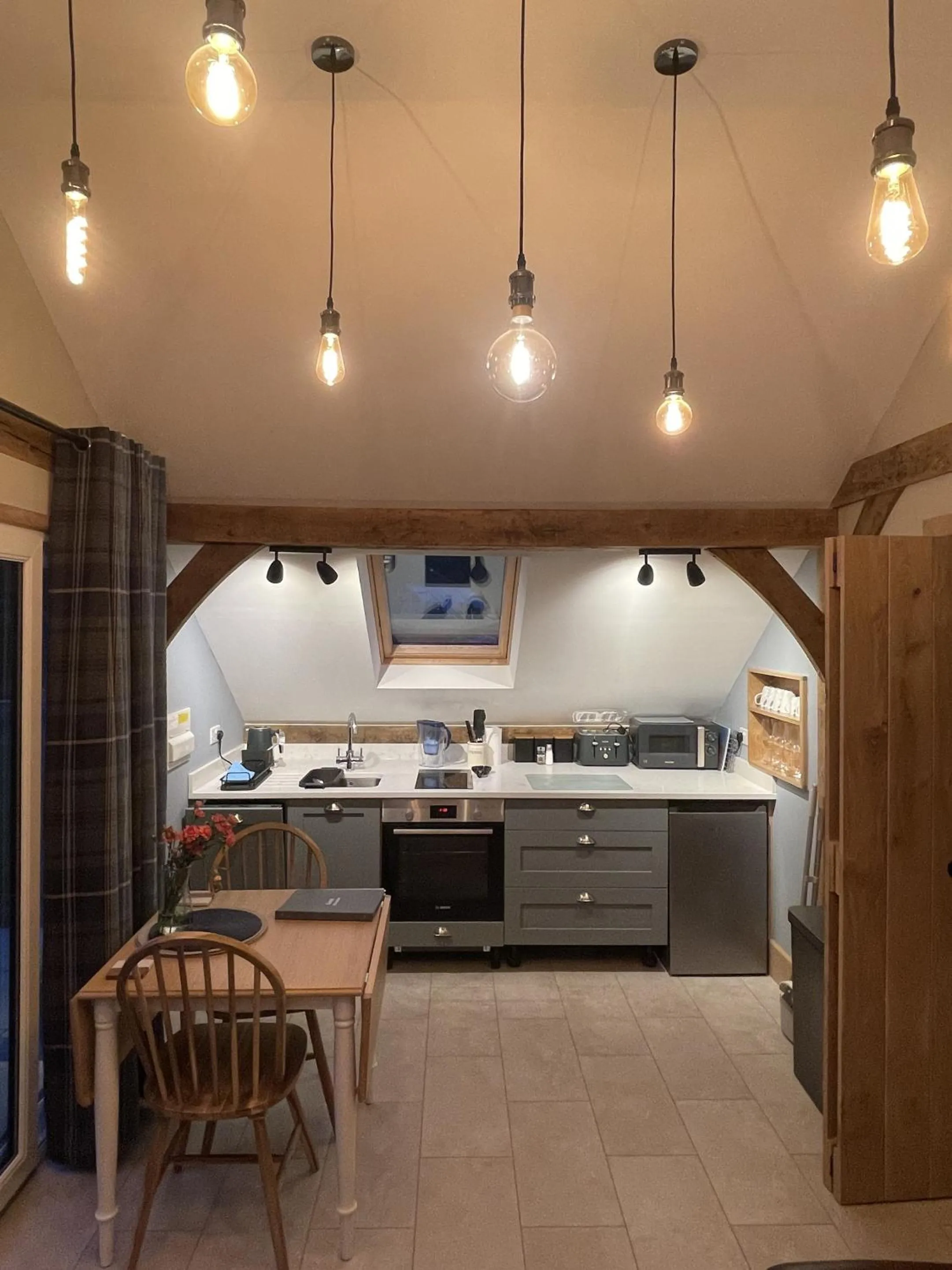 Kitchen or kitchenette in Lancasters Cottage