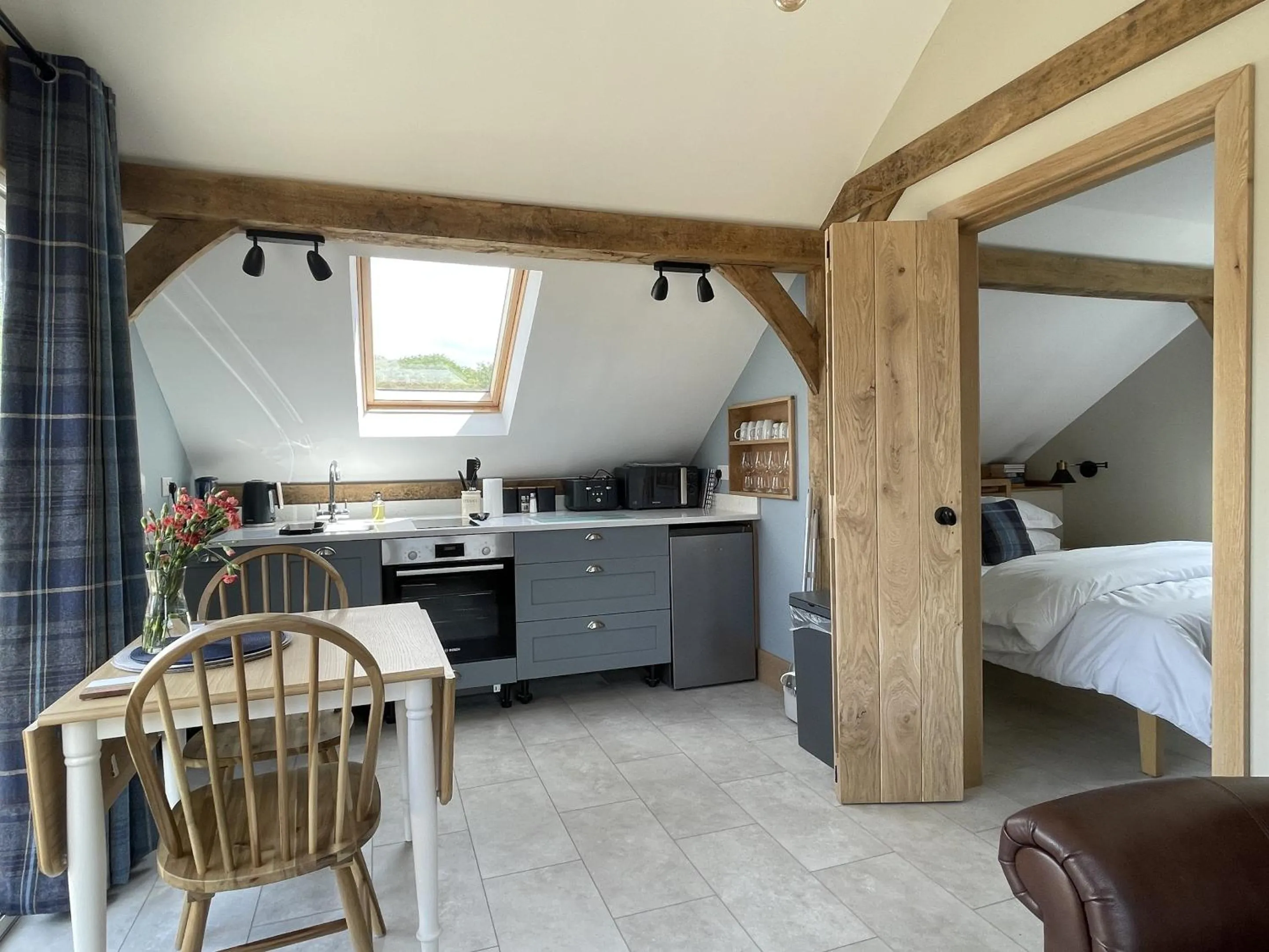 Living room, Bed in Lancasters Cottage