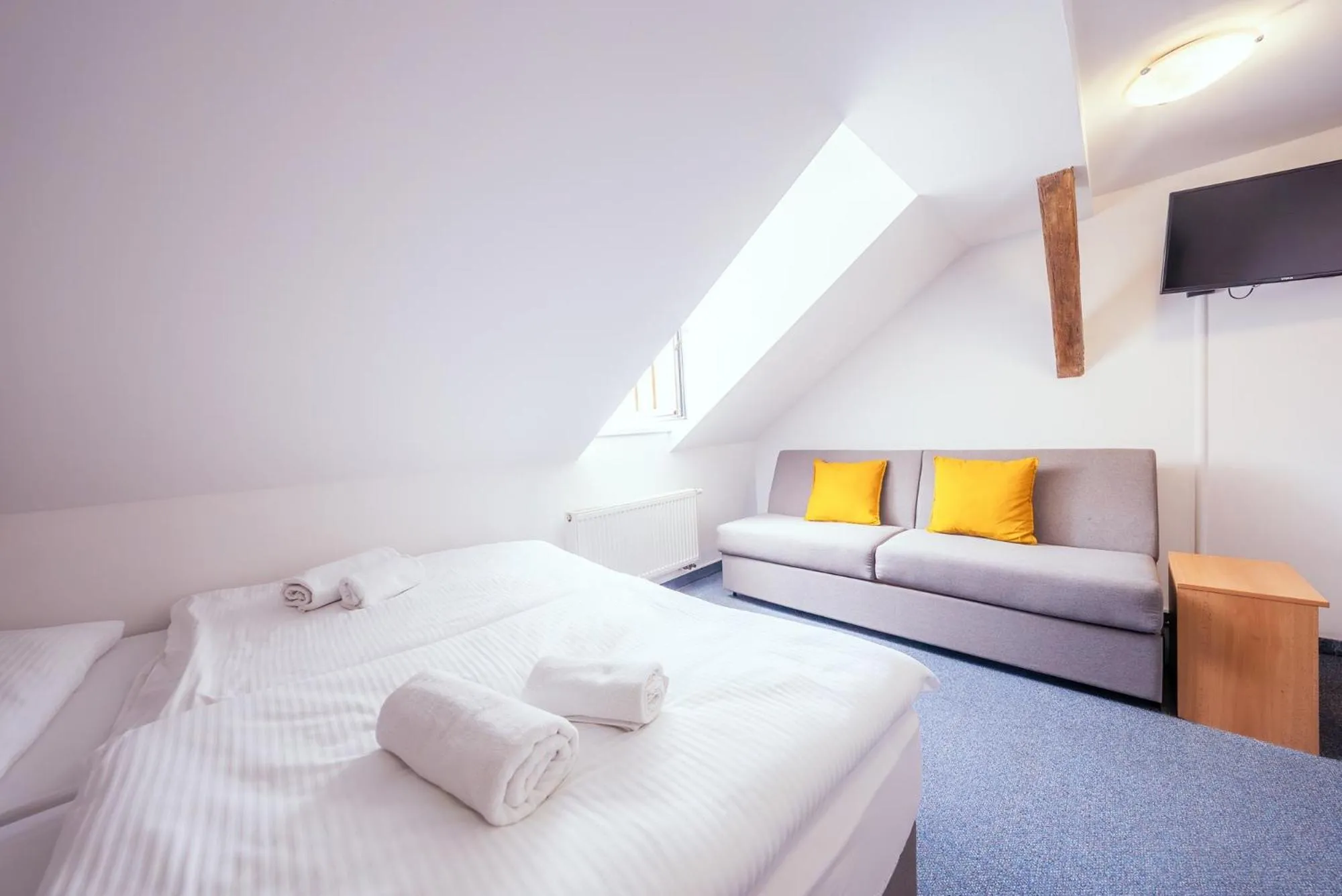 Bed in Národní dům Podbořany