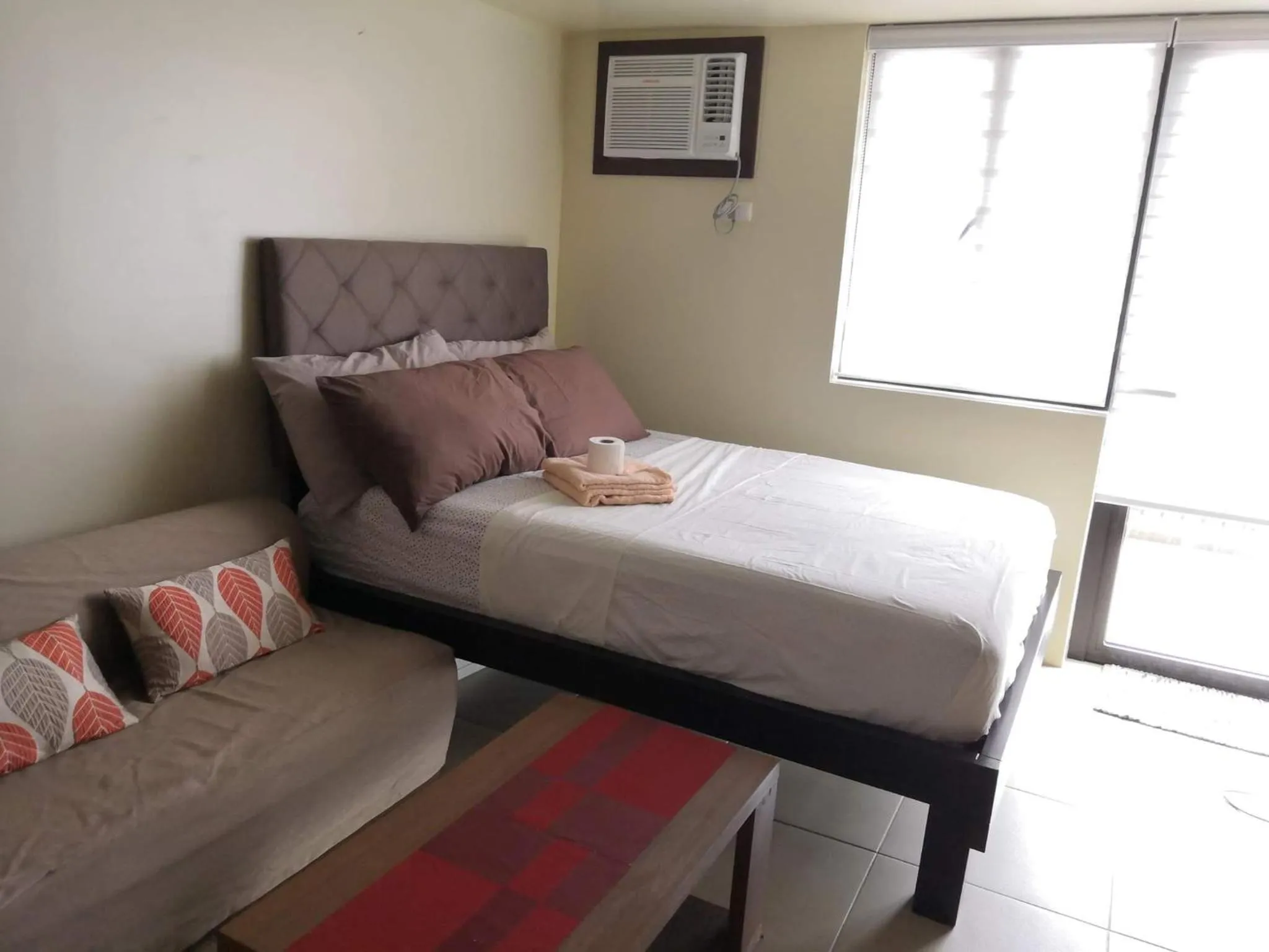 Tagaytay Serin by Bea and RM