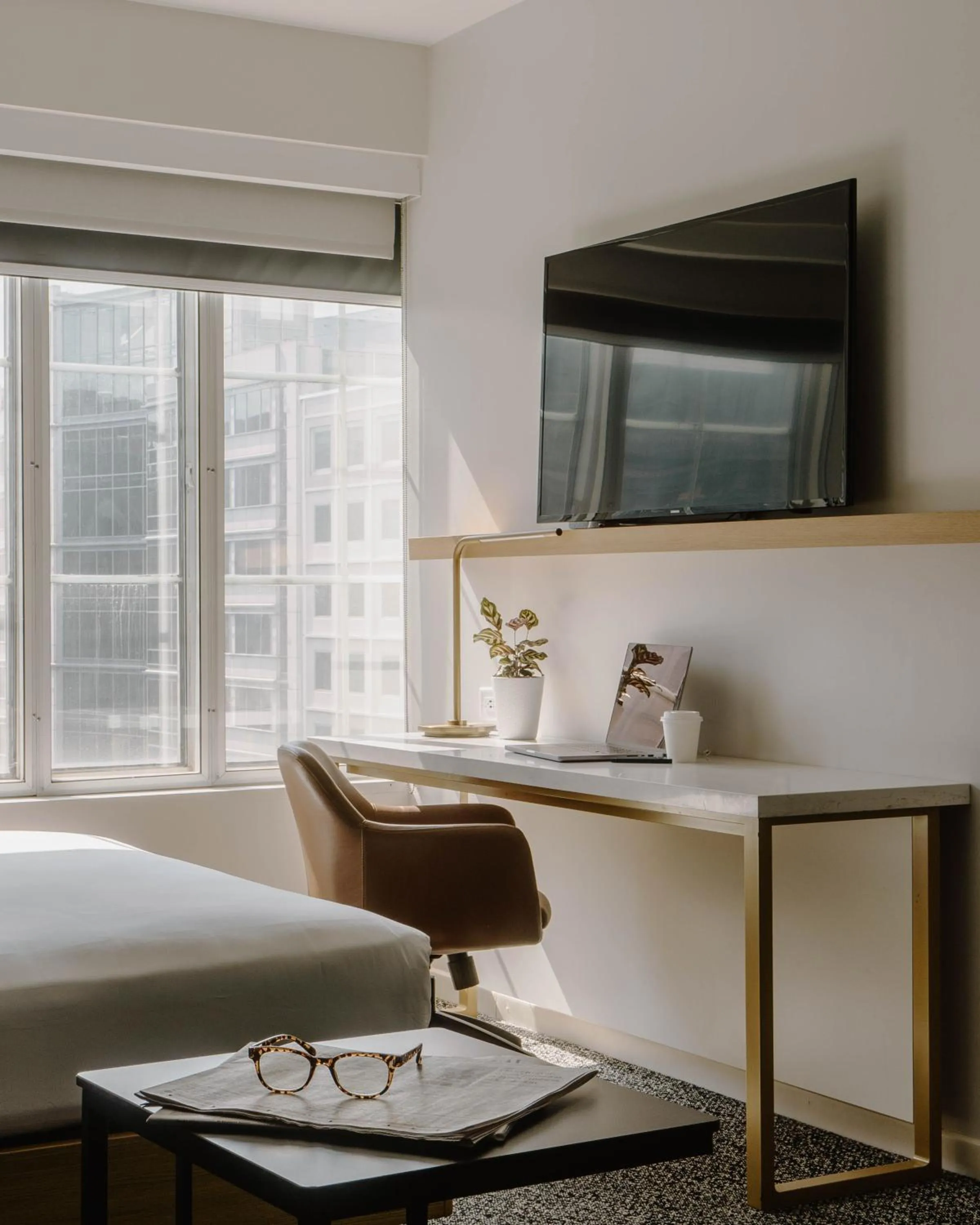 Bed in Club Quarters Hotel White House, Washington DC