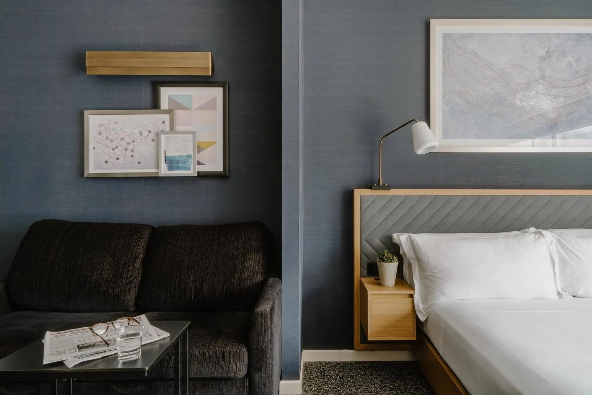 Photo of the whole room, Bed in Club Quarters Hotel White House, Washington DC