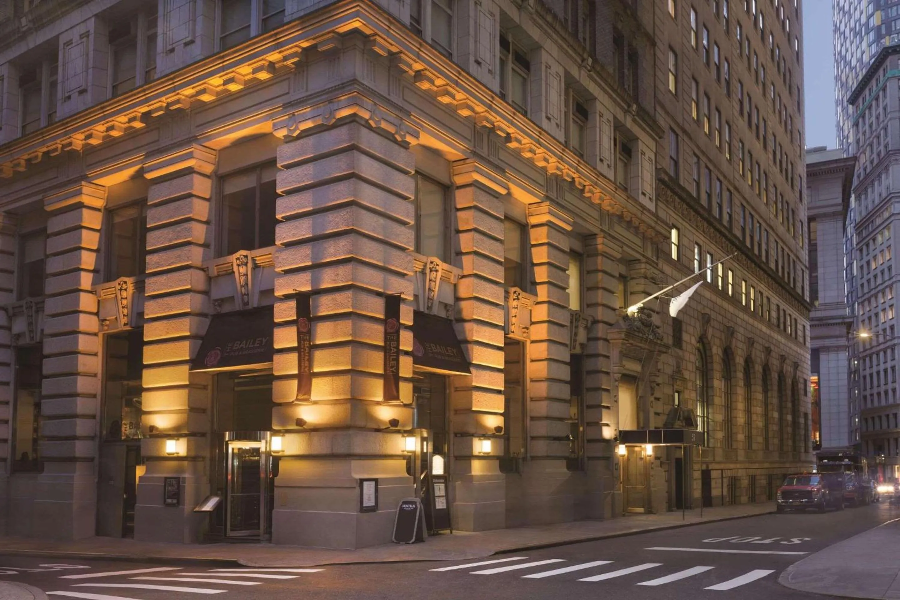 Property Building in Radisson Hotel New York Wall Street