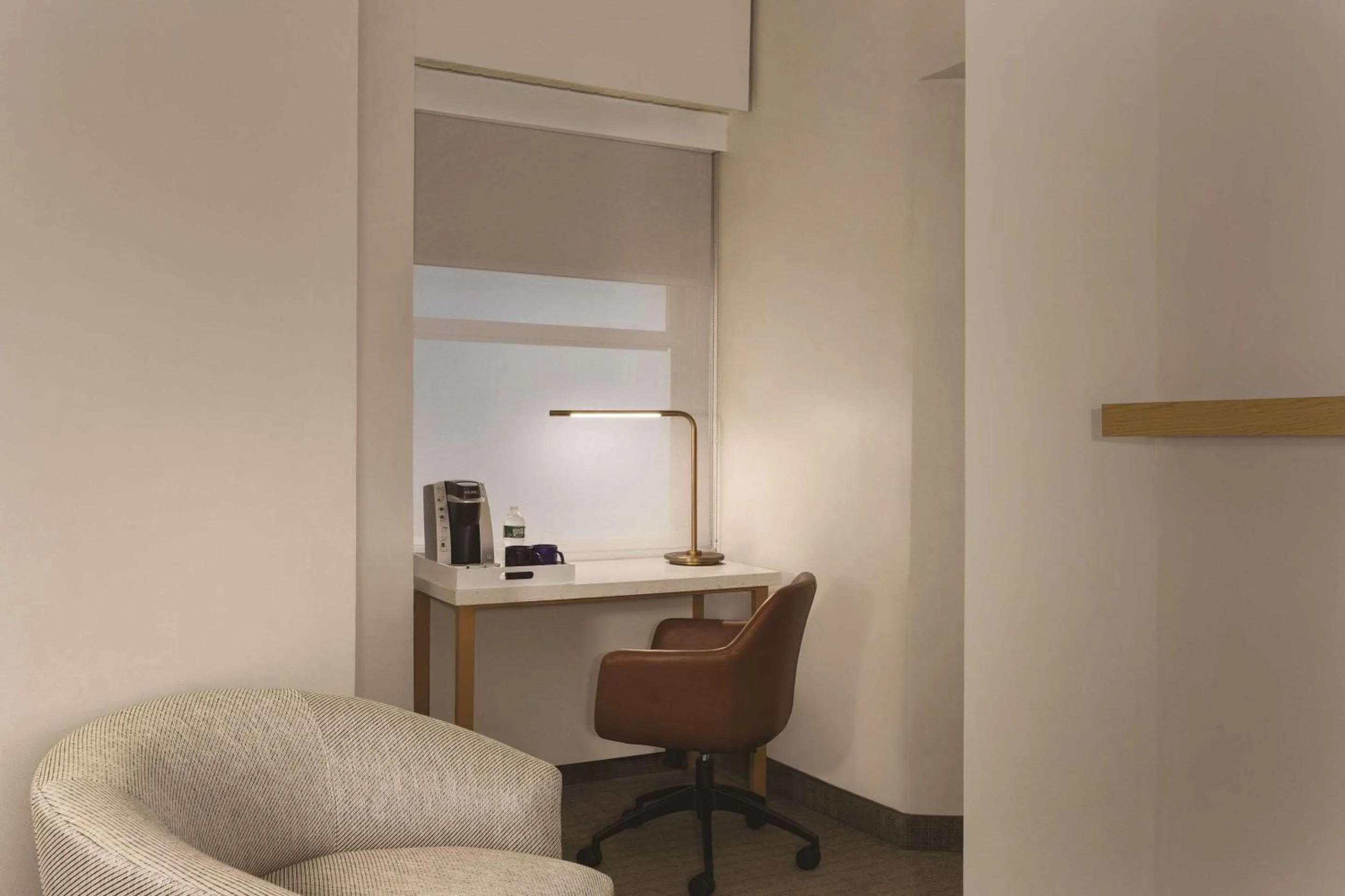 Bedroom, Bathroom in Radisson Hotel New York Wall Street