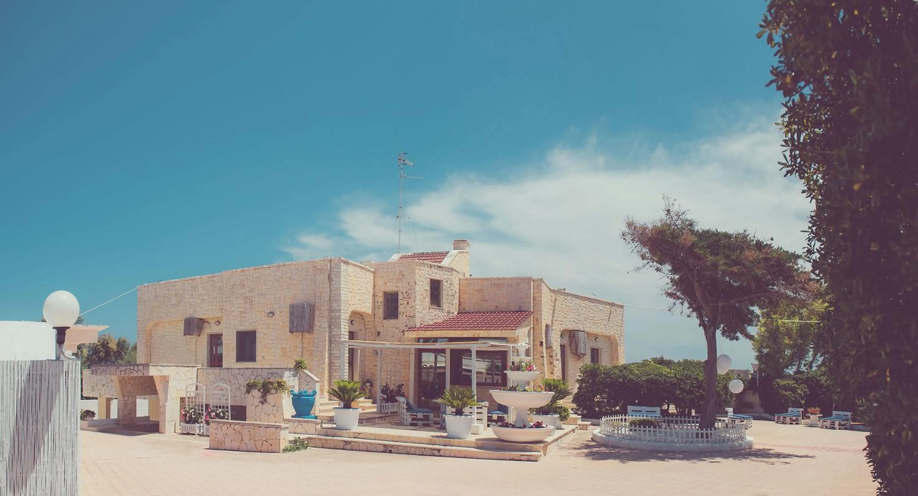 Facade/entrance in Hotel San Giovanni