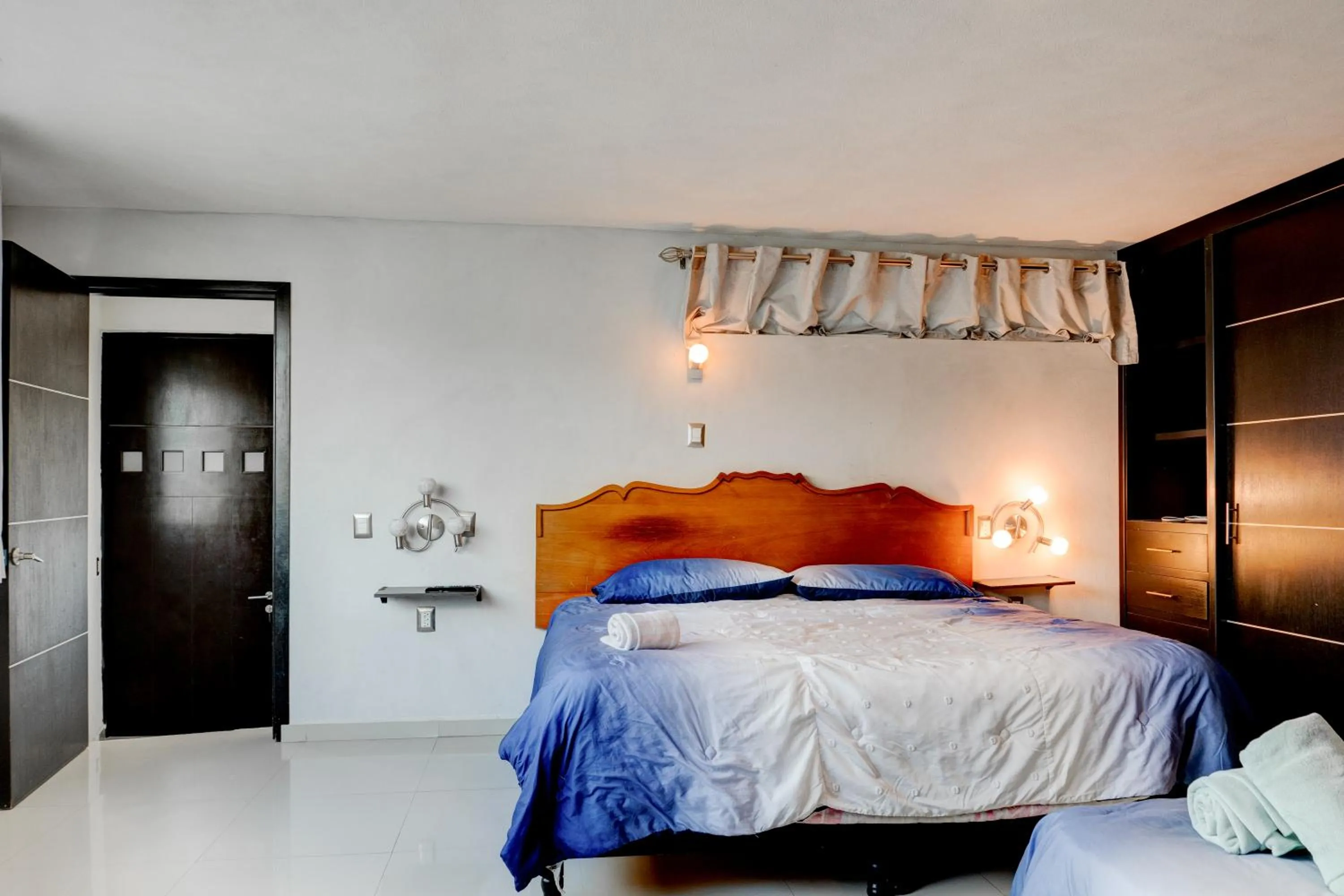 Bed in Villa Palaxs