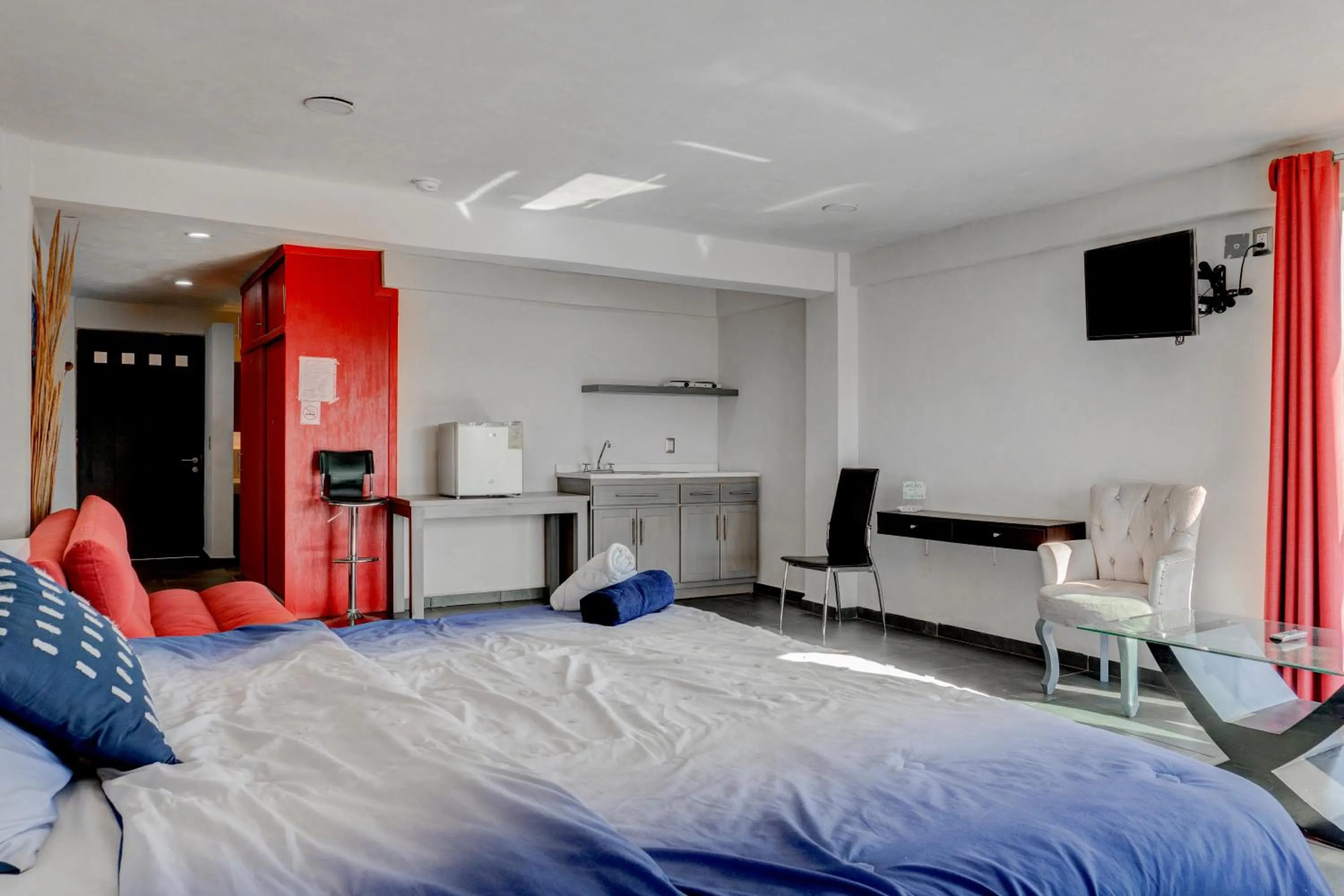Bed in Villa Palaxs