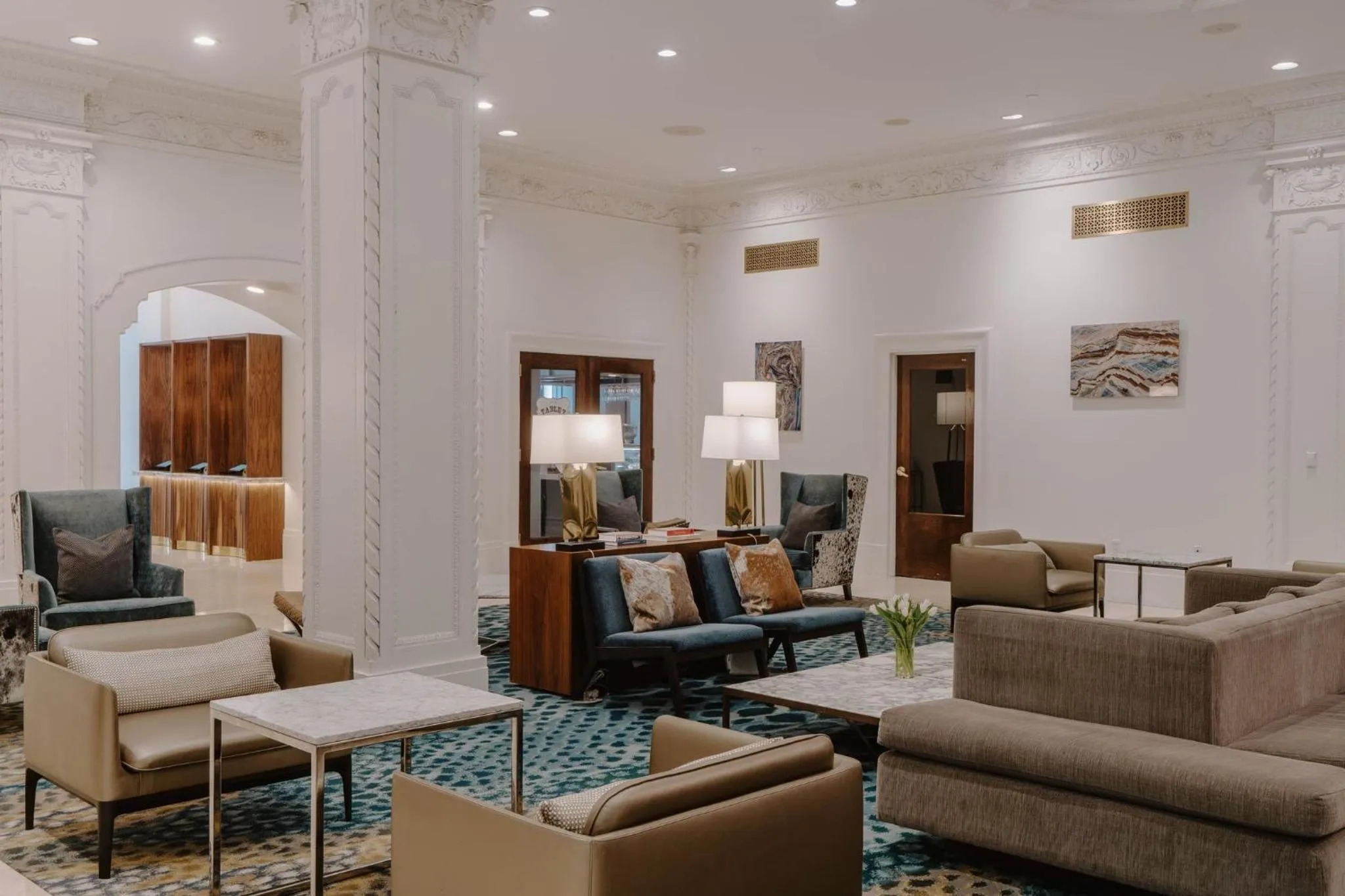 Lounge or bar in Club Quarters Hotel Downtown, Houston