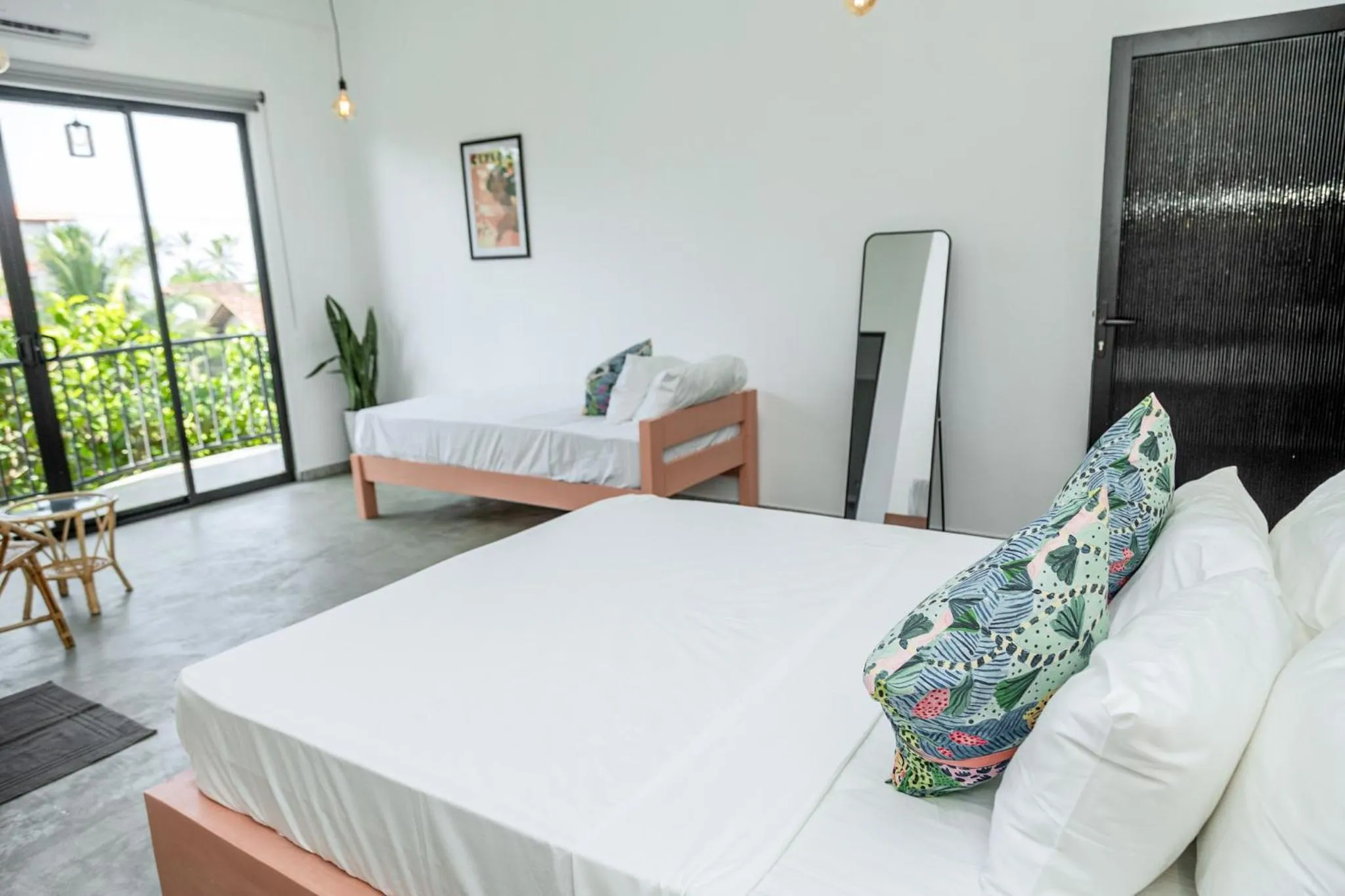 Bedroom, Bed in Rise - Bed & Breakfast