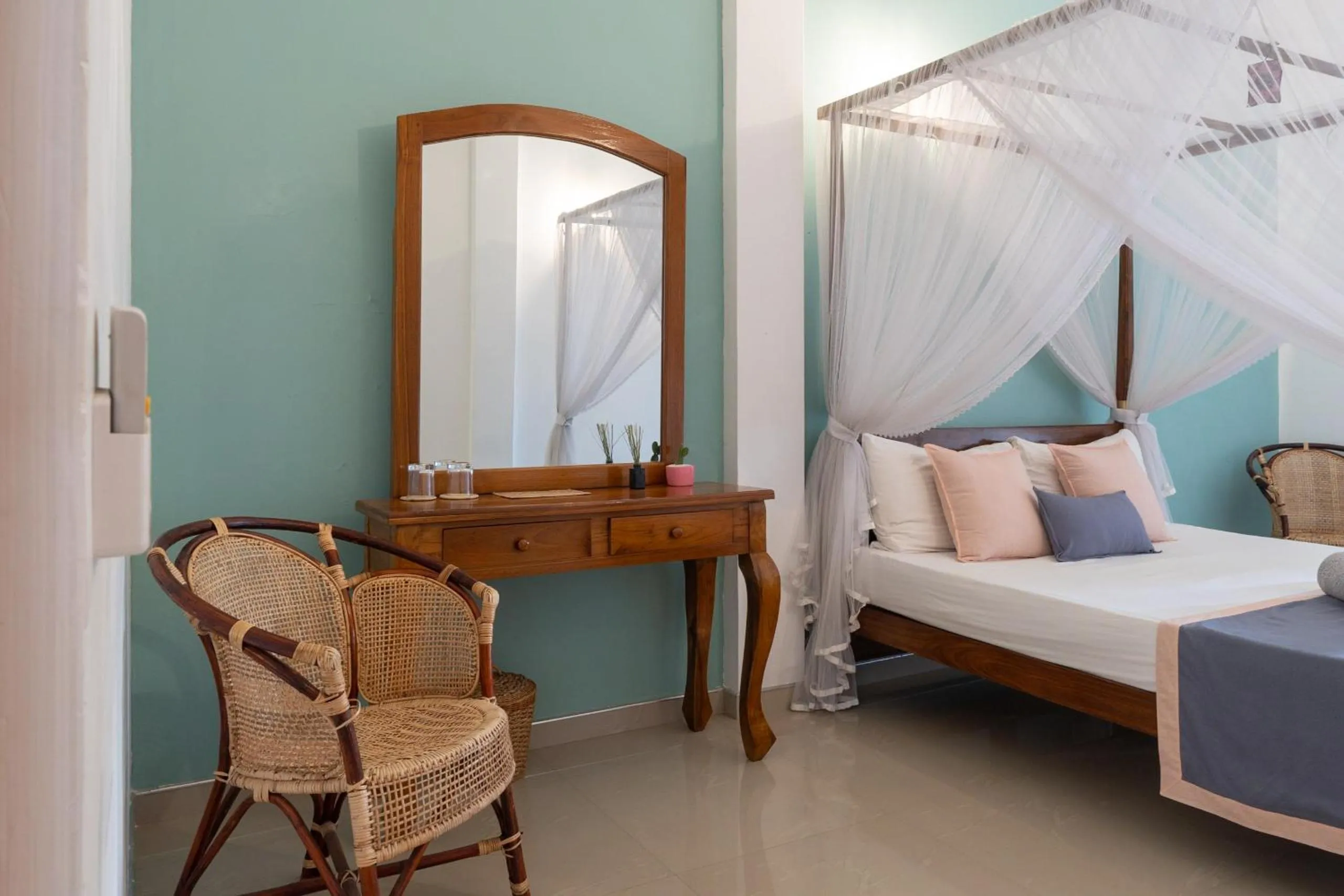 Bedroom, Bed in Rise - Bed & Breakfast