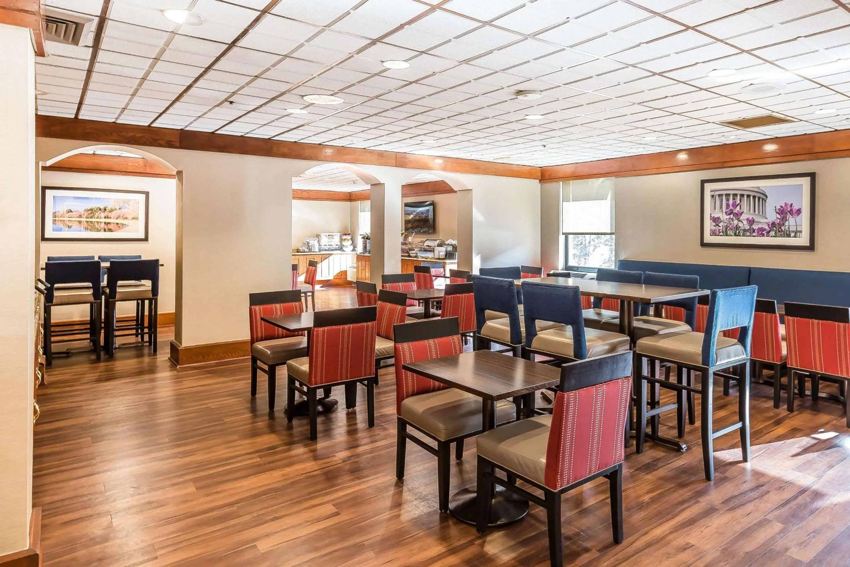 Restaurant/places to eat in Comfort Inn Shady Grove - Gaithersburg - Rockville