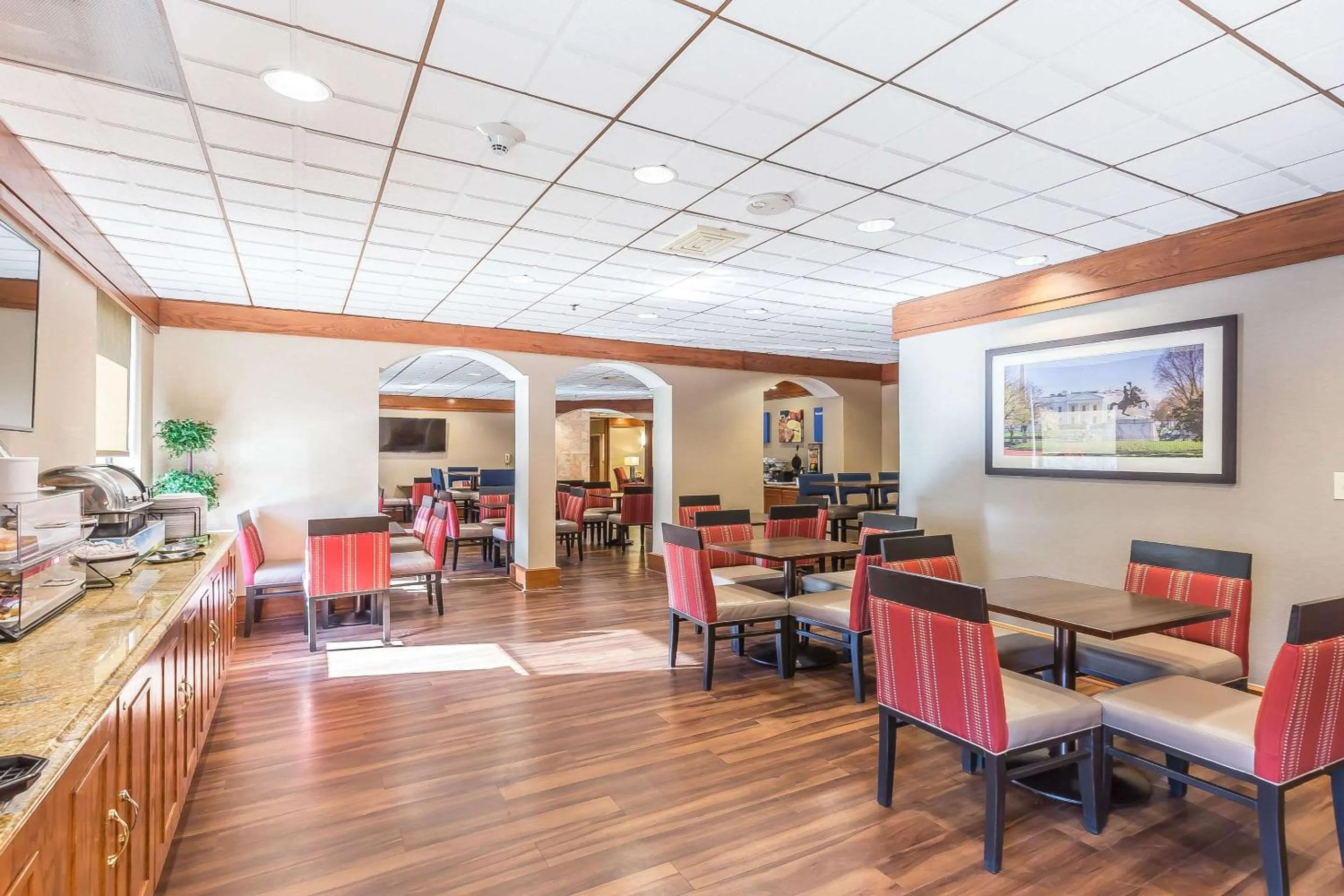 Restaurant/places to eat in Comfort Inn Shady Grove - Gaithersburg - Rockville