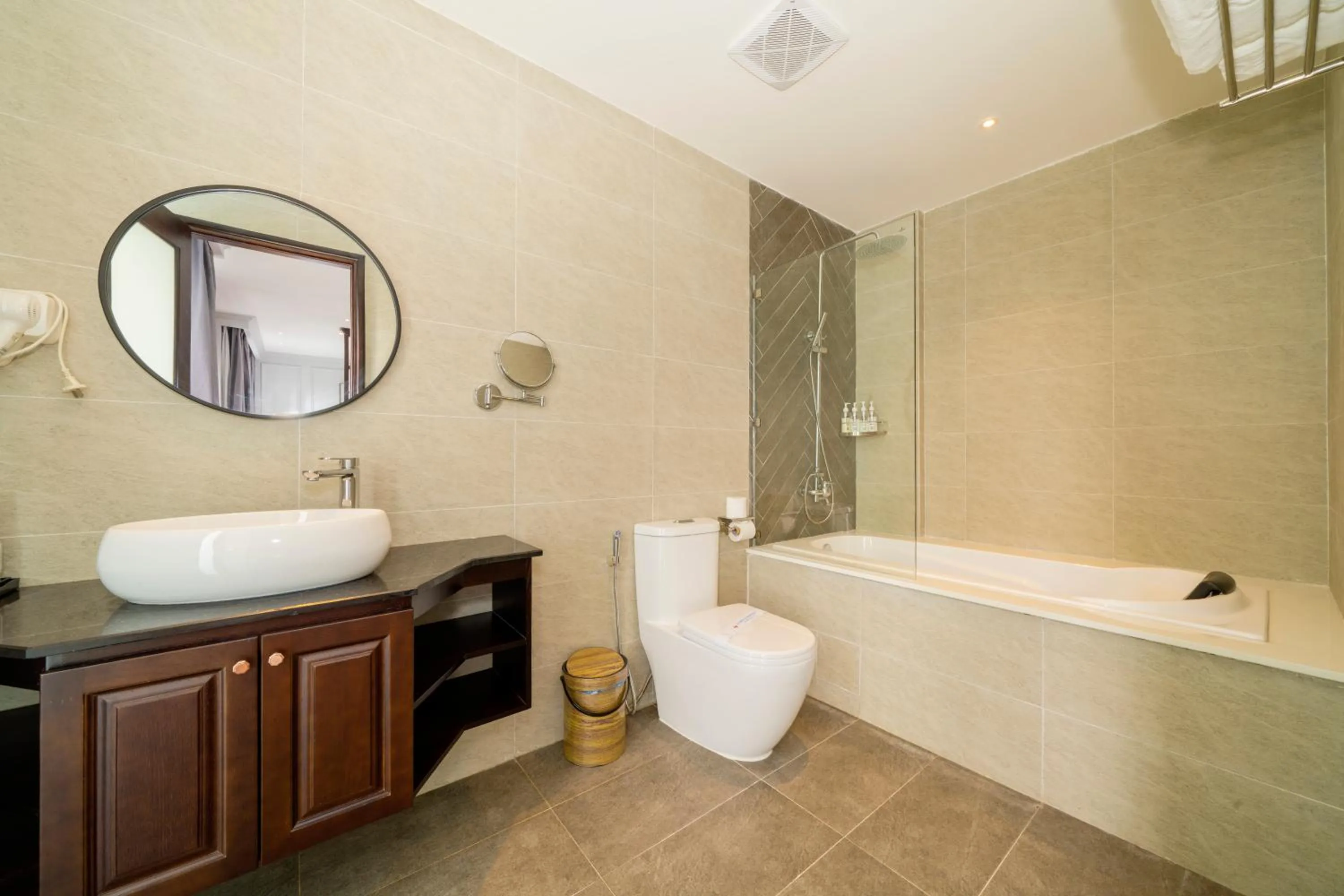 Shower in Eco Lux Riverside Hotel & Spa