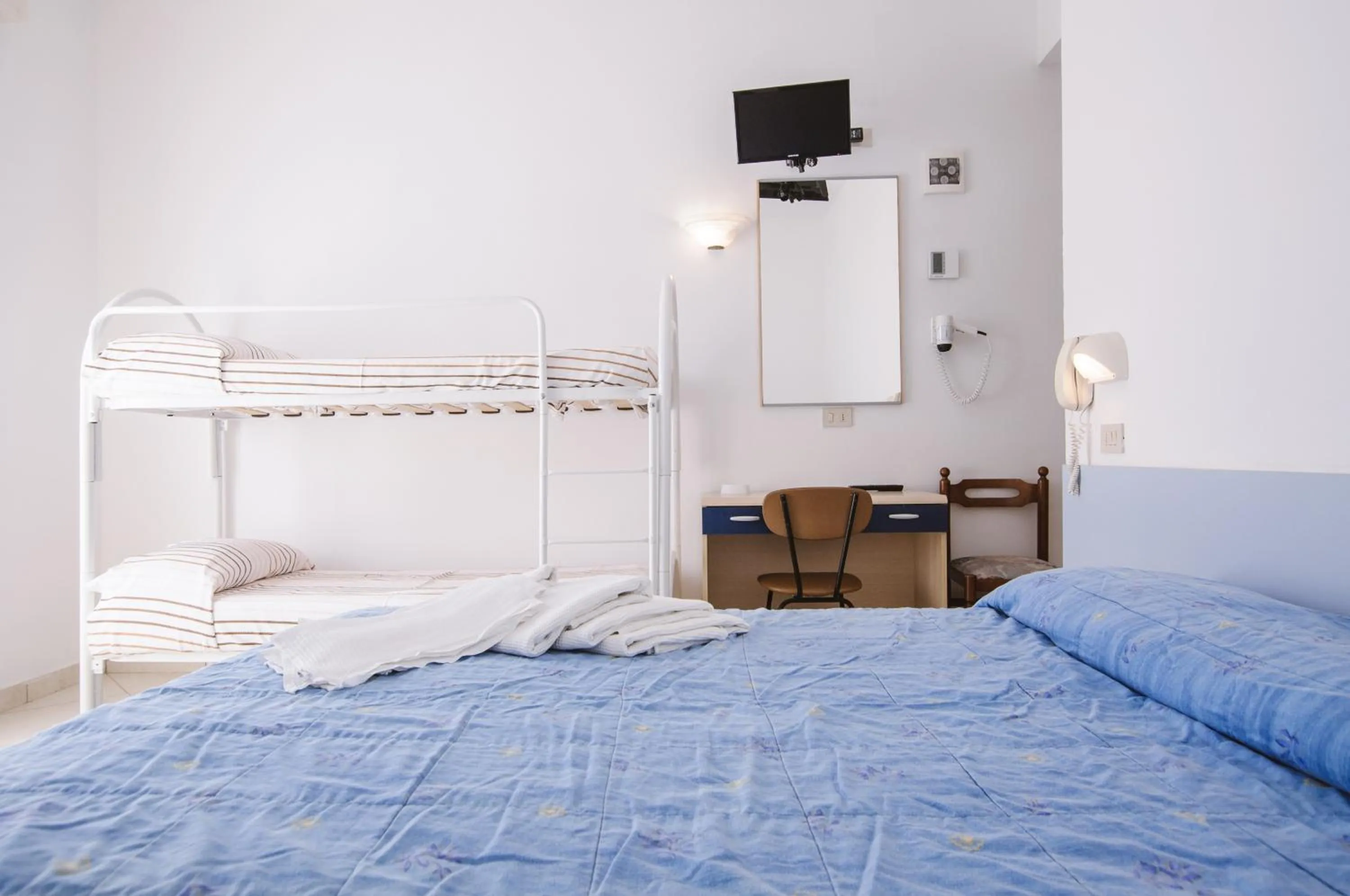 Bed in Hotel Edelweiss