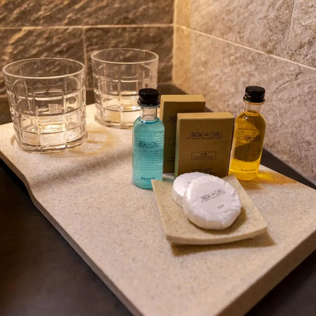 Superior Double Room in Hotel SNOW CHILL Superior Double Room in Hotel SNOW CHILL