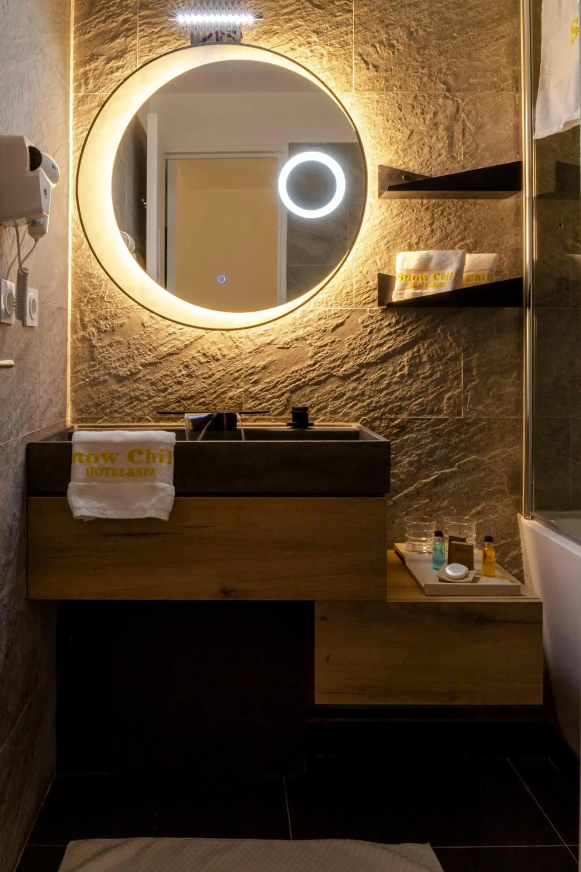 Quadruple Room with Mountain View in Hotel SNOW CHILL Quadruple Room with Mountain View in Hotel SNOW CHILL