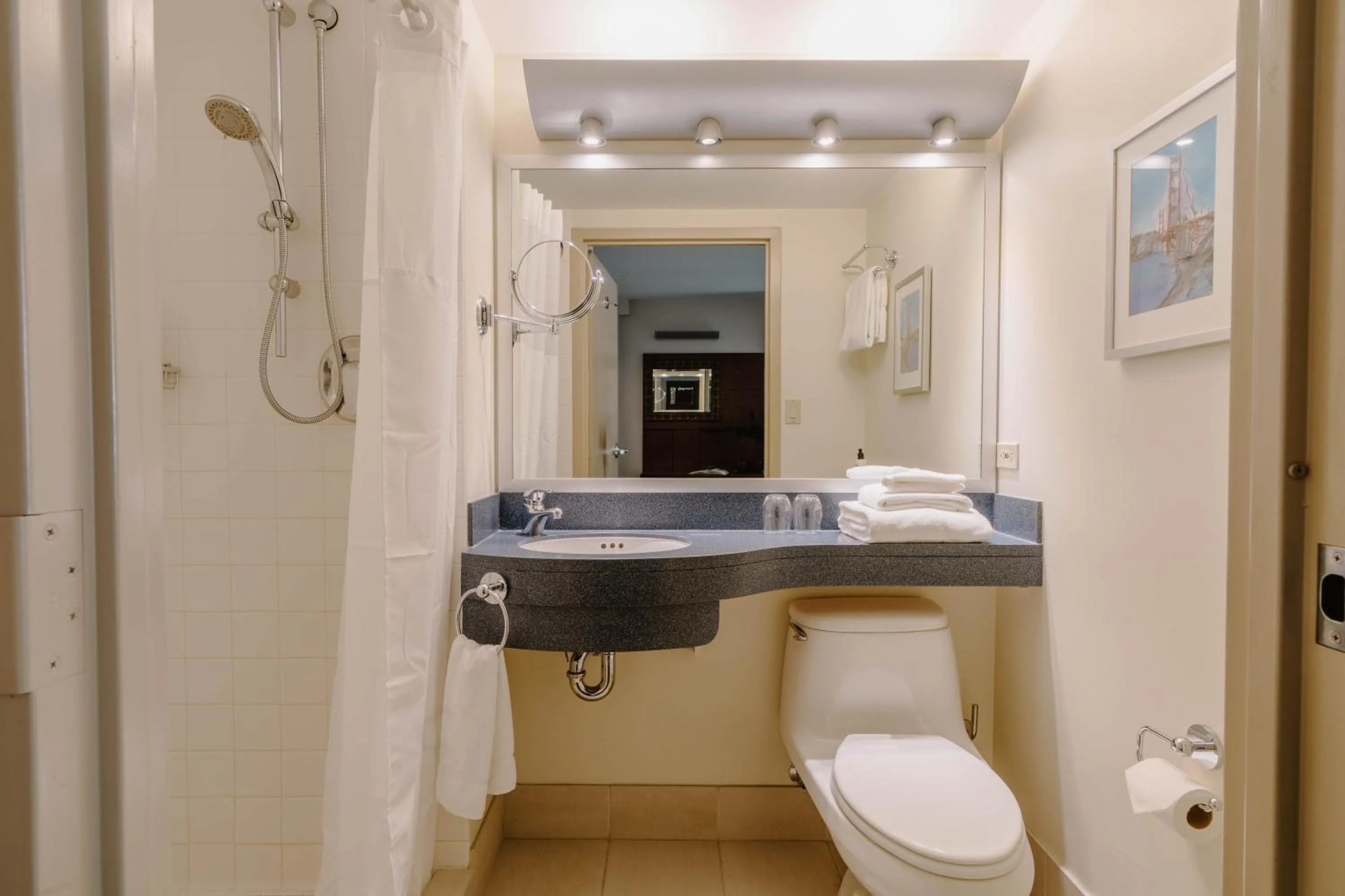 Shower in Club Quarters Hotel Embarcadero, San Francisco