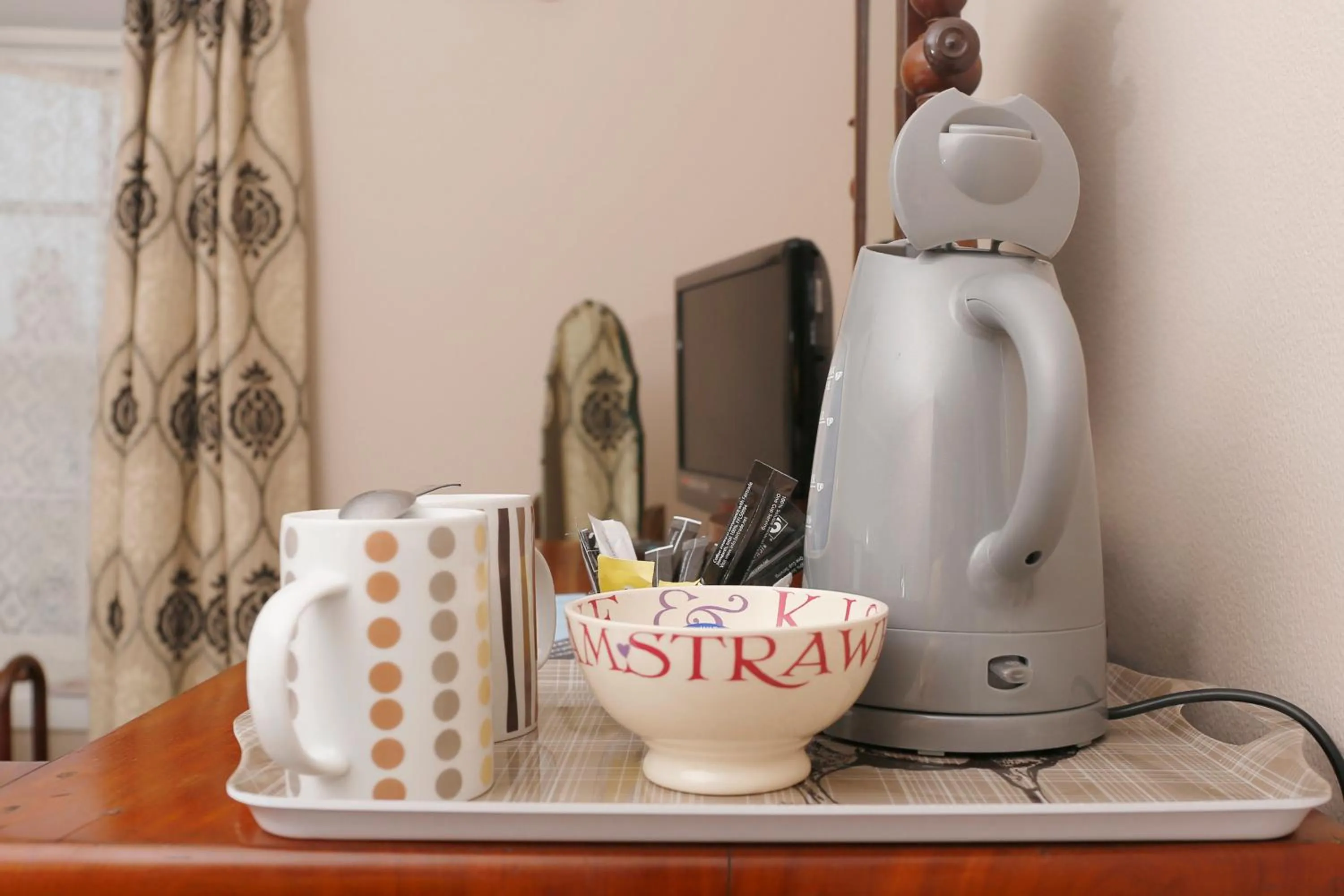 Coffee/tea facilities in The Dunning Hotel