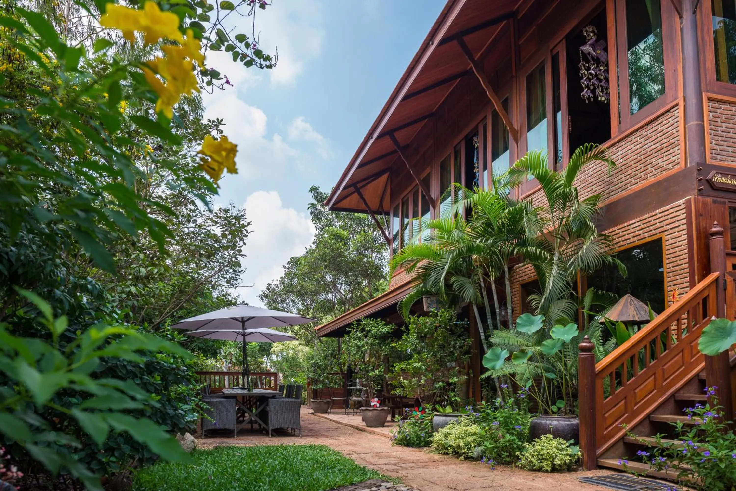 Property building in Cattani's Riverside Home