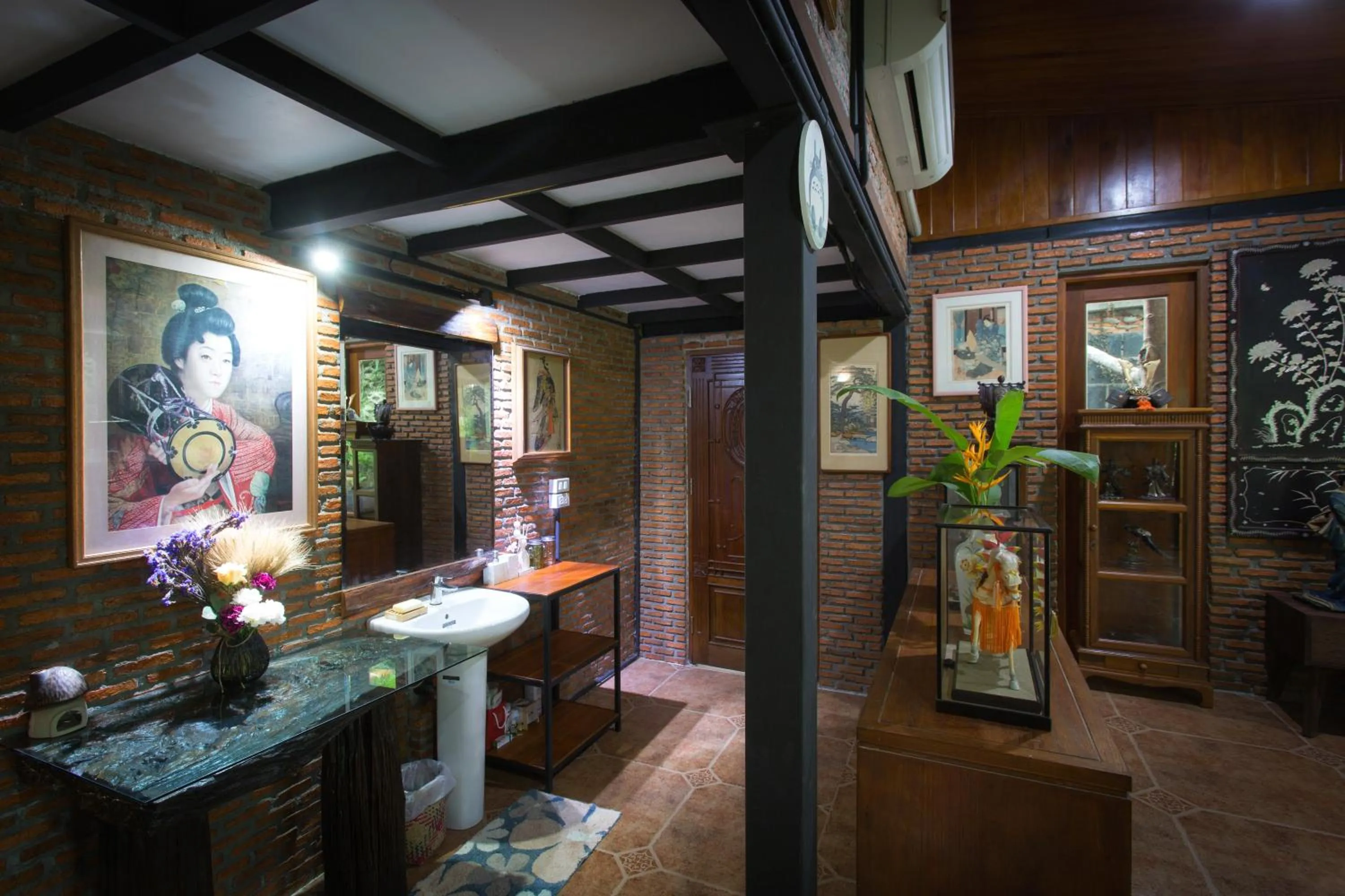 Bathroom in Cattani's Riverside Home