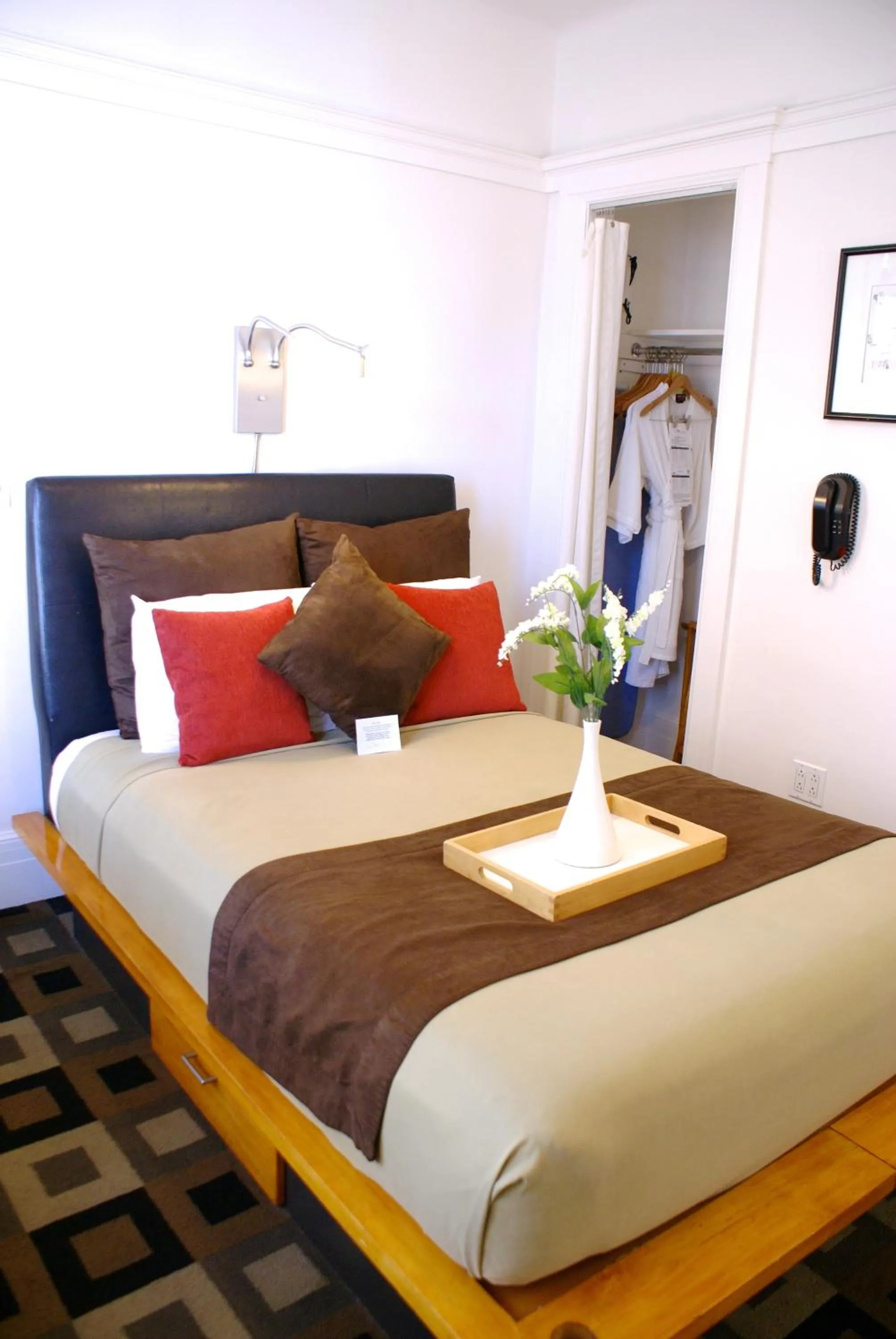 Bed in The Mosser Hotel